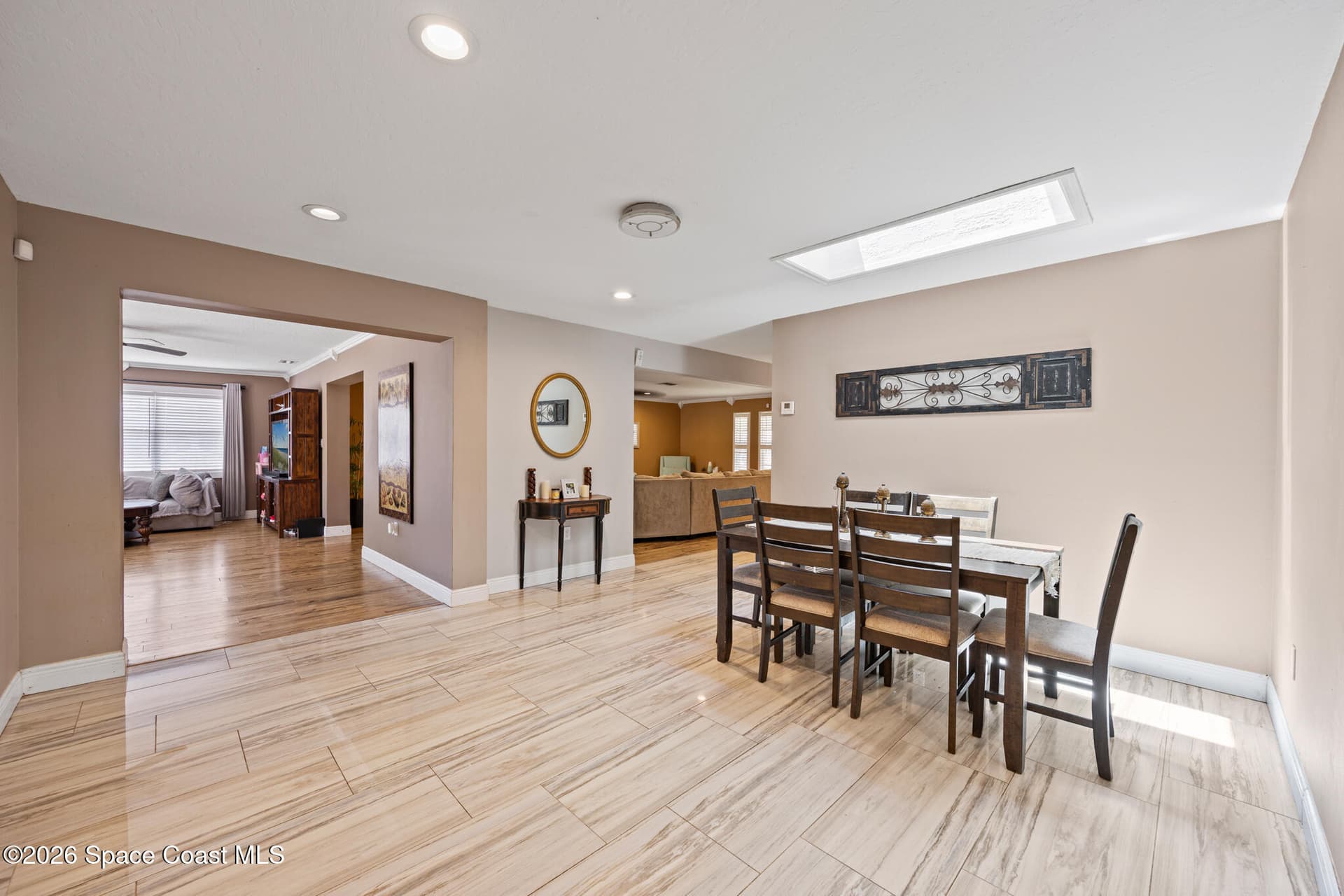 1371 Gleneagles Way photo 19