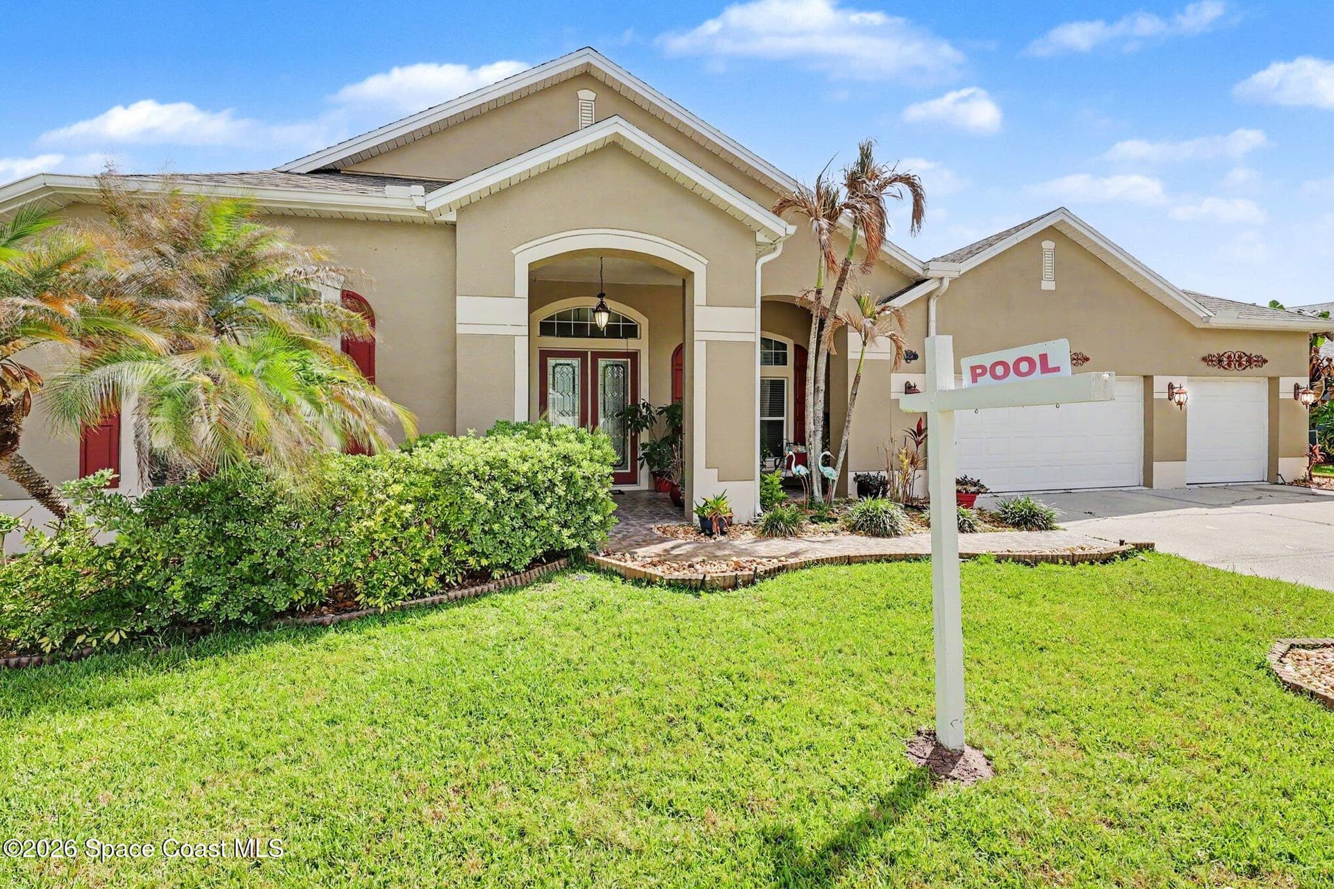 4628 Chastain Drive photo 2