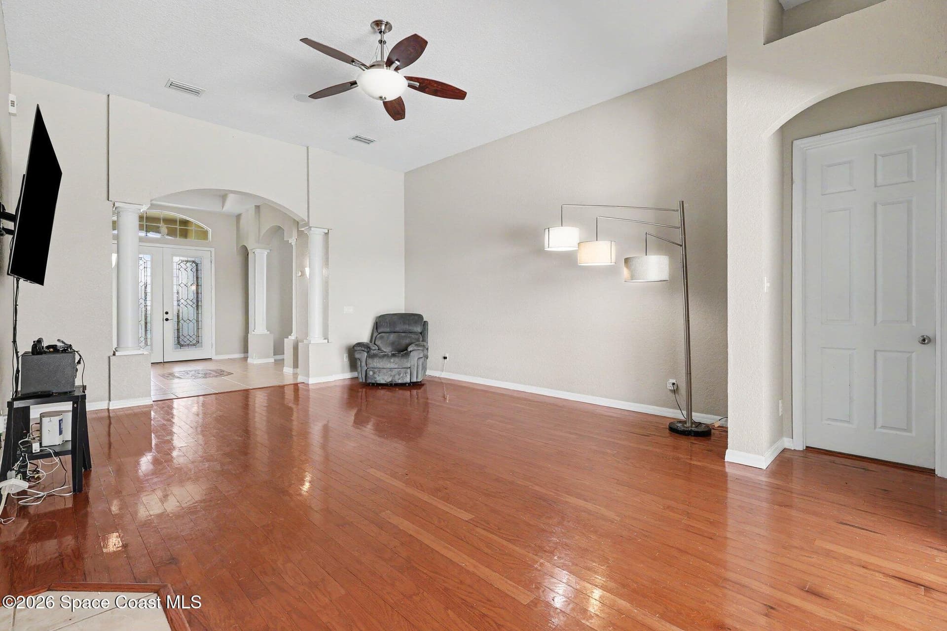 4628 Chastain Drive photo 8