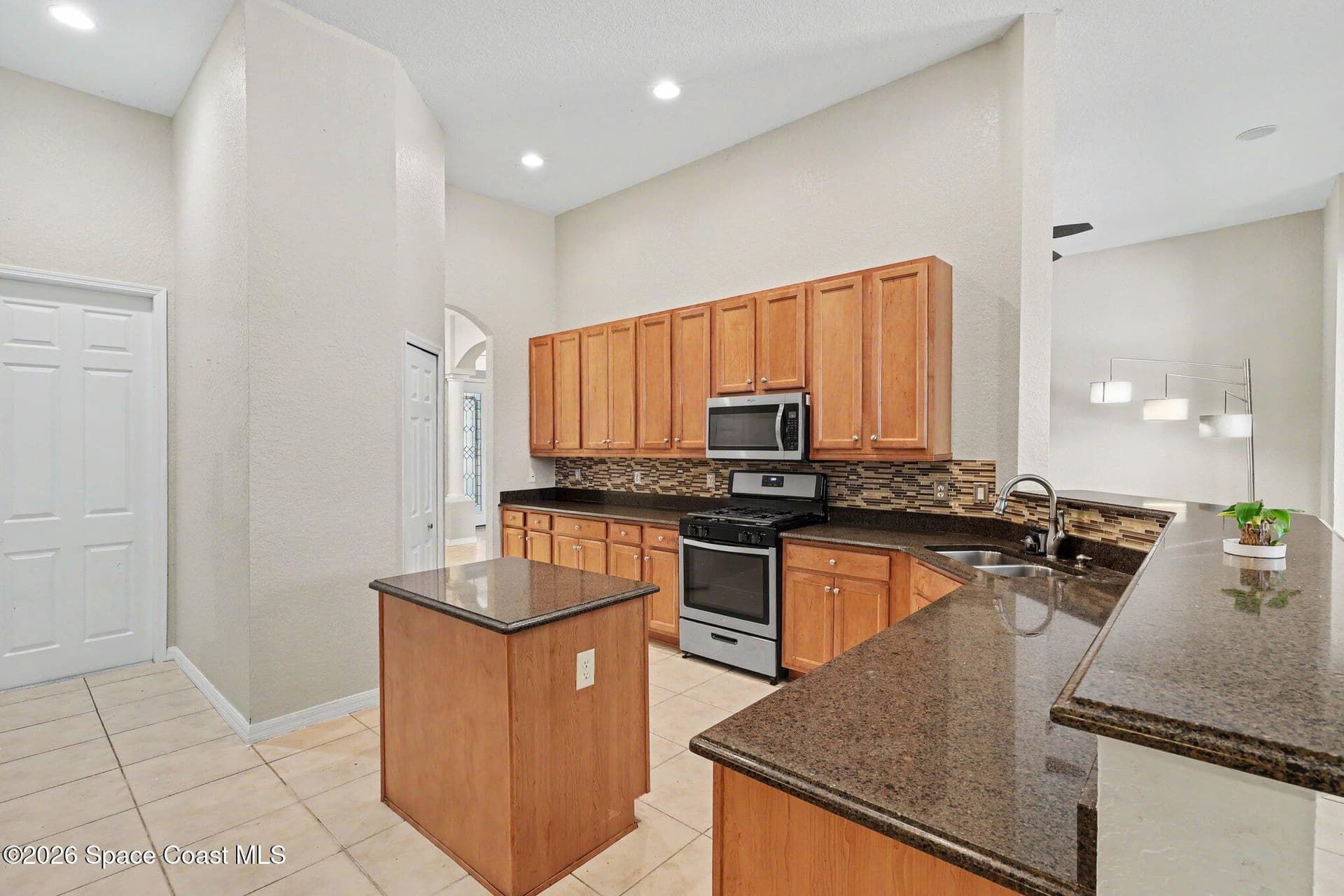 4628 Chastain Drive photo 11