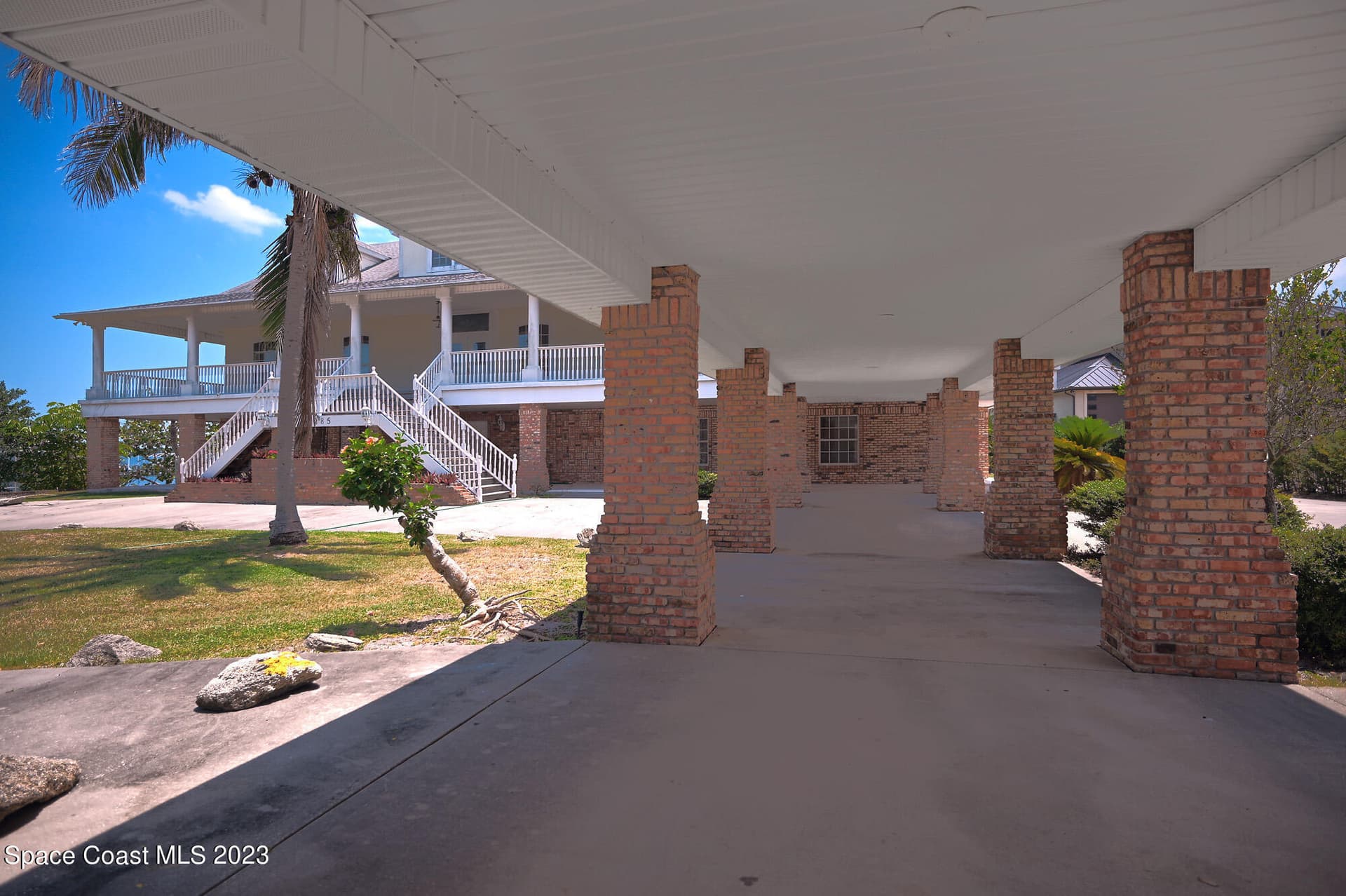 6285 N Highway 1 photo 17