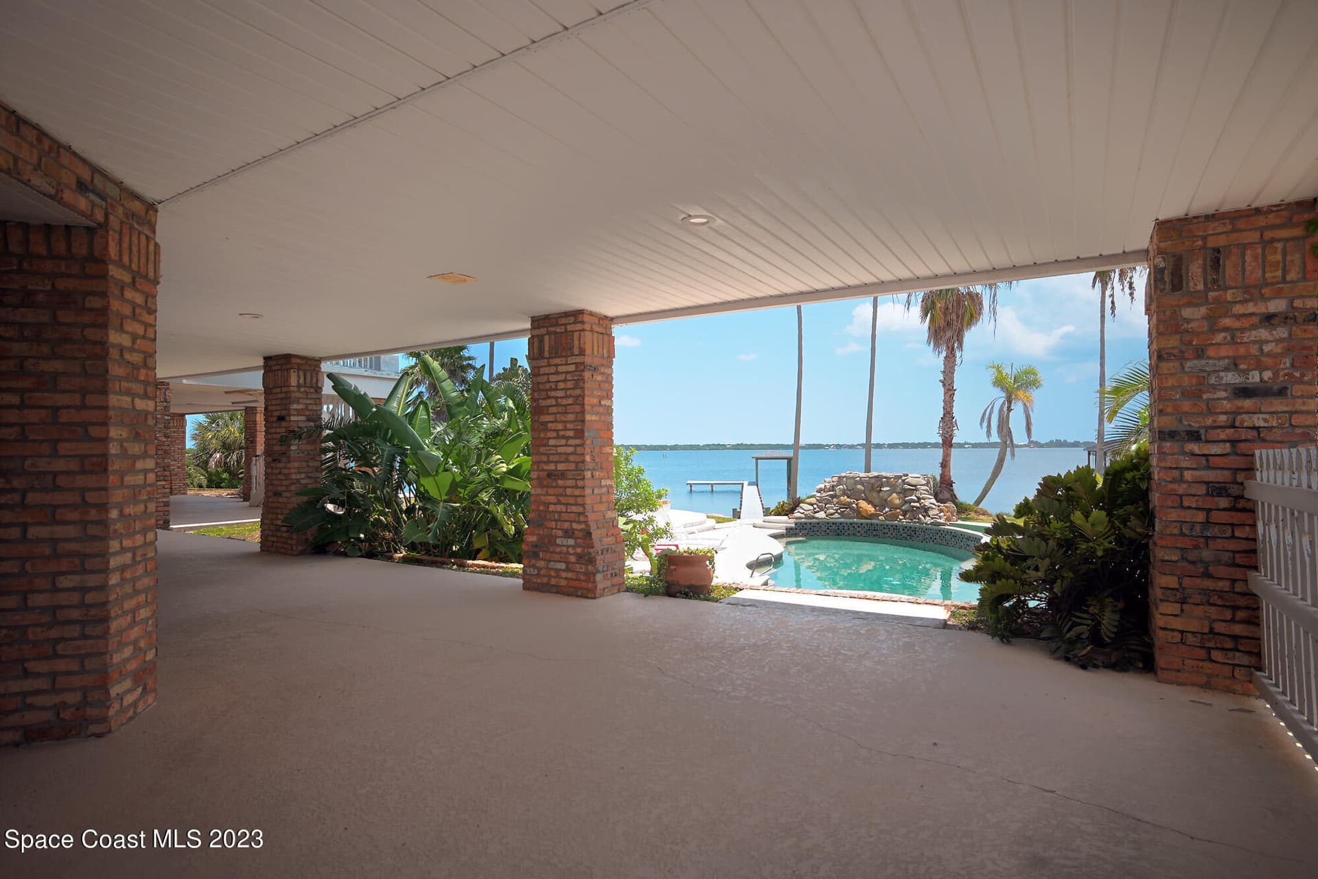 6285 N Highway 1 photo 20