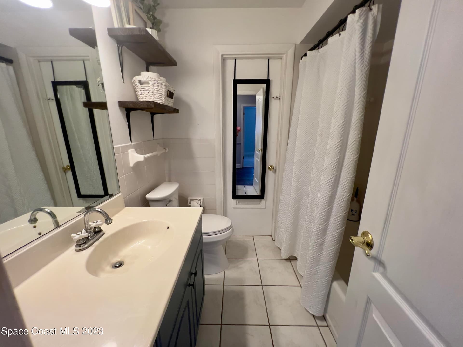 380 Diana Boulevard photo 21