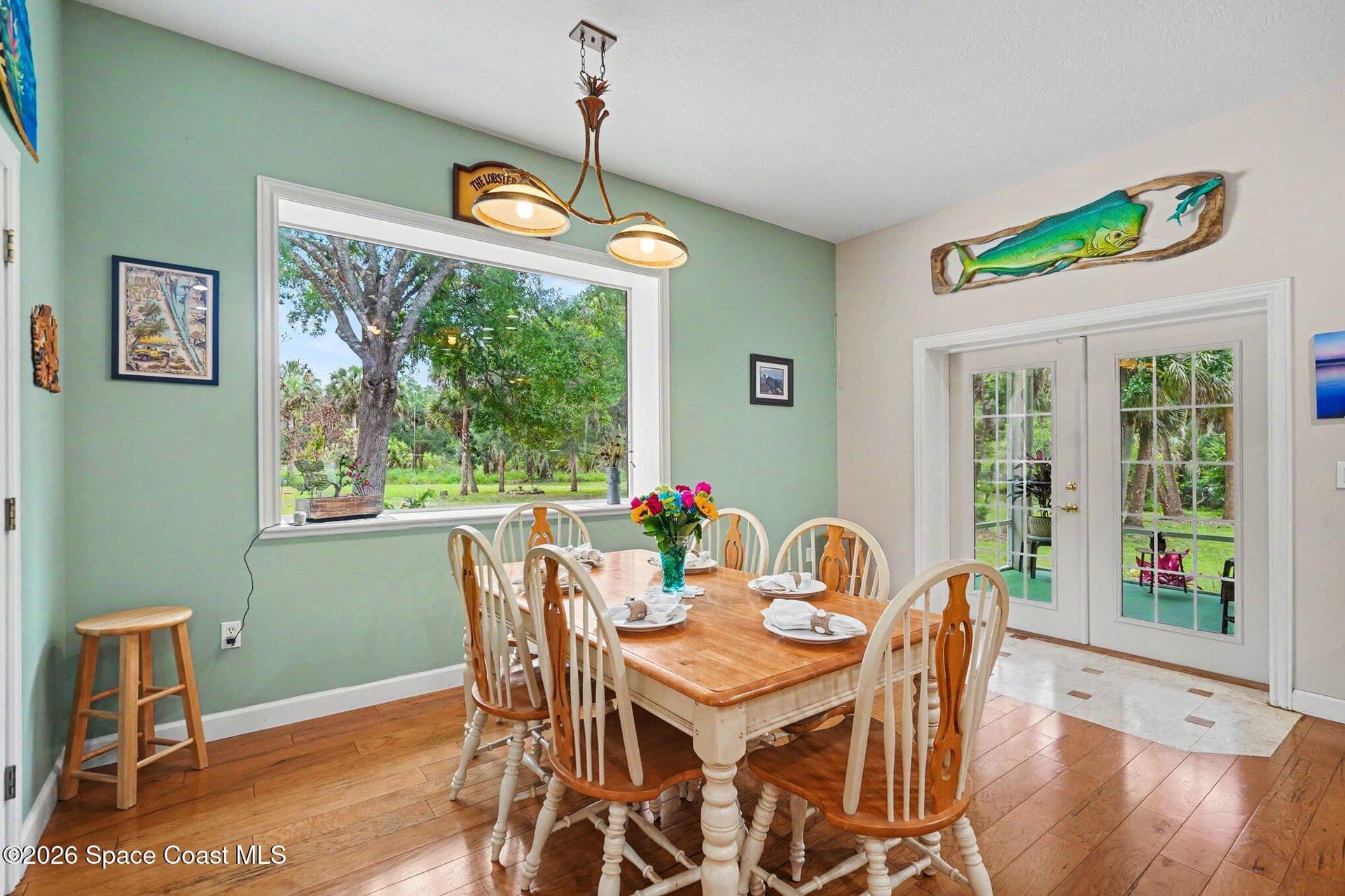 3525 Hield Road photo 12