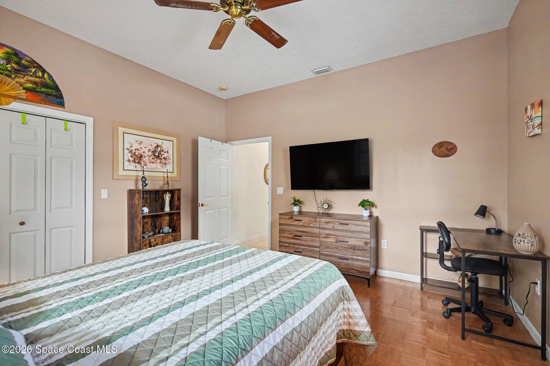 3525 Hield Road photo 14