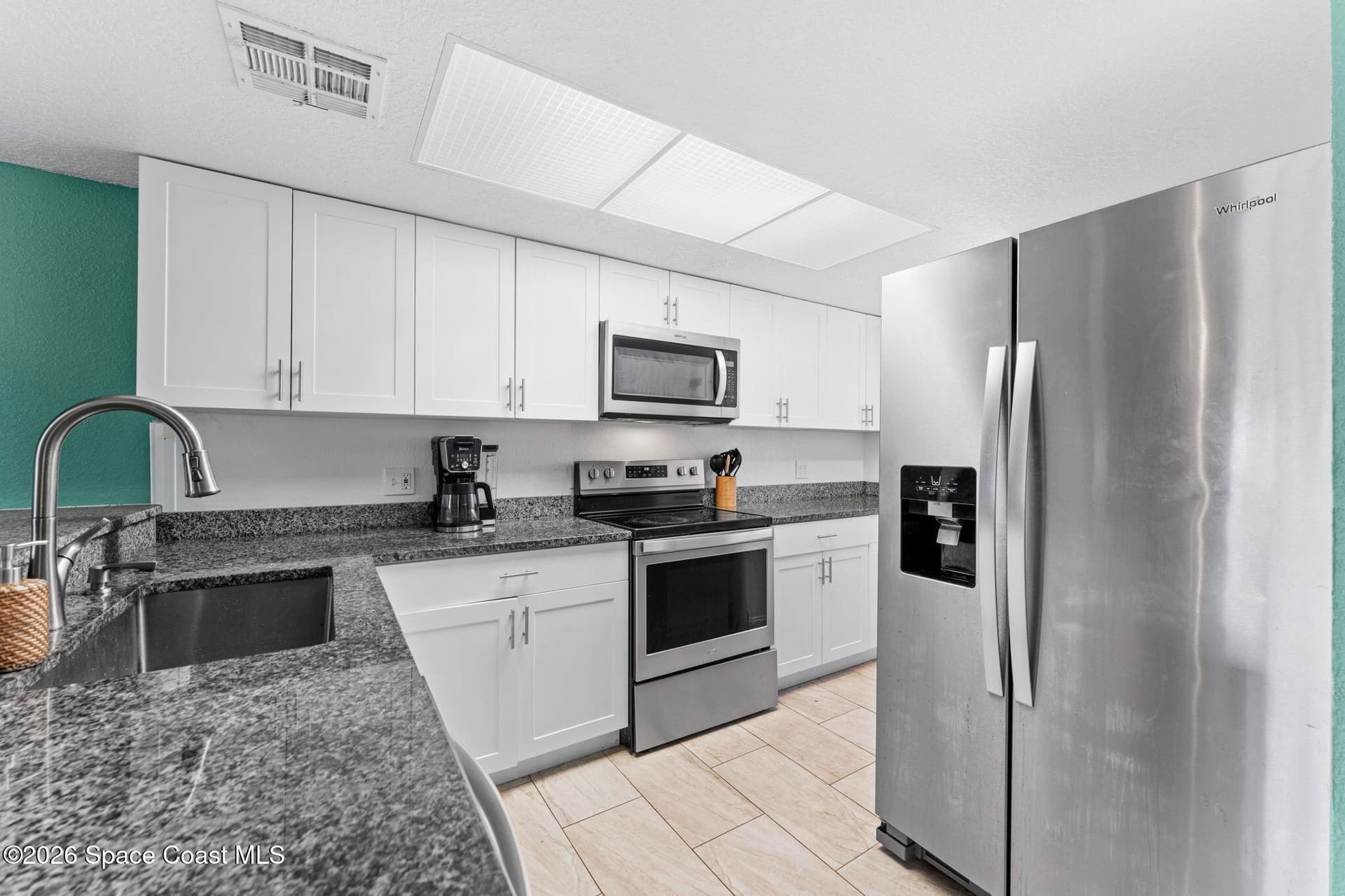 402 N 1st Street 10 photo 8