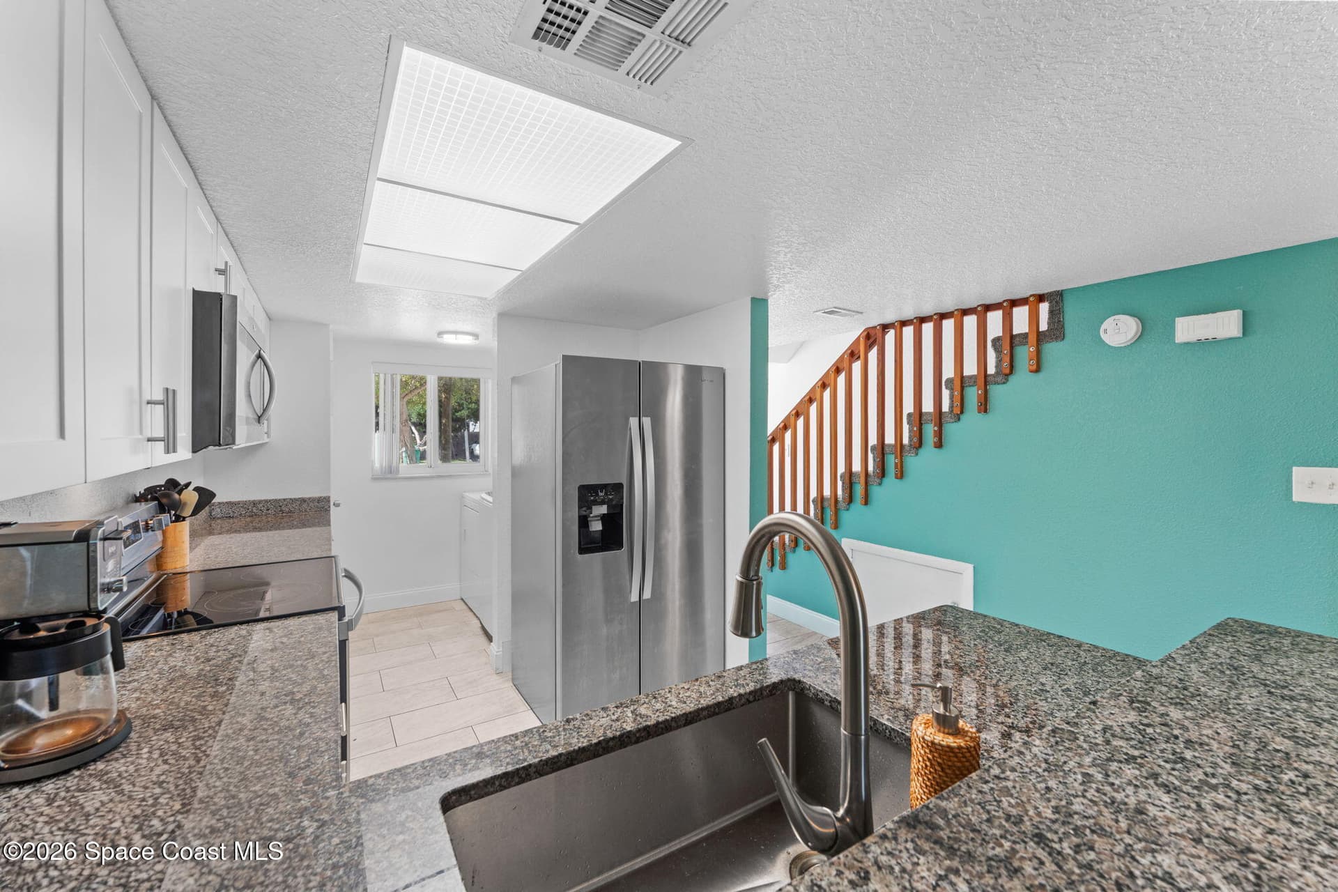 402 N 1st Street 10 photo 10