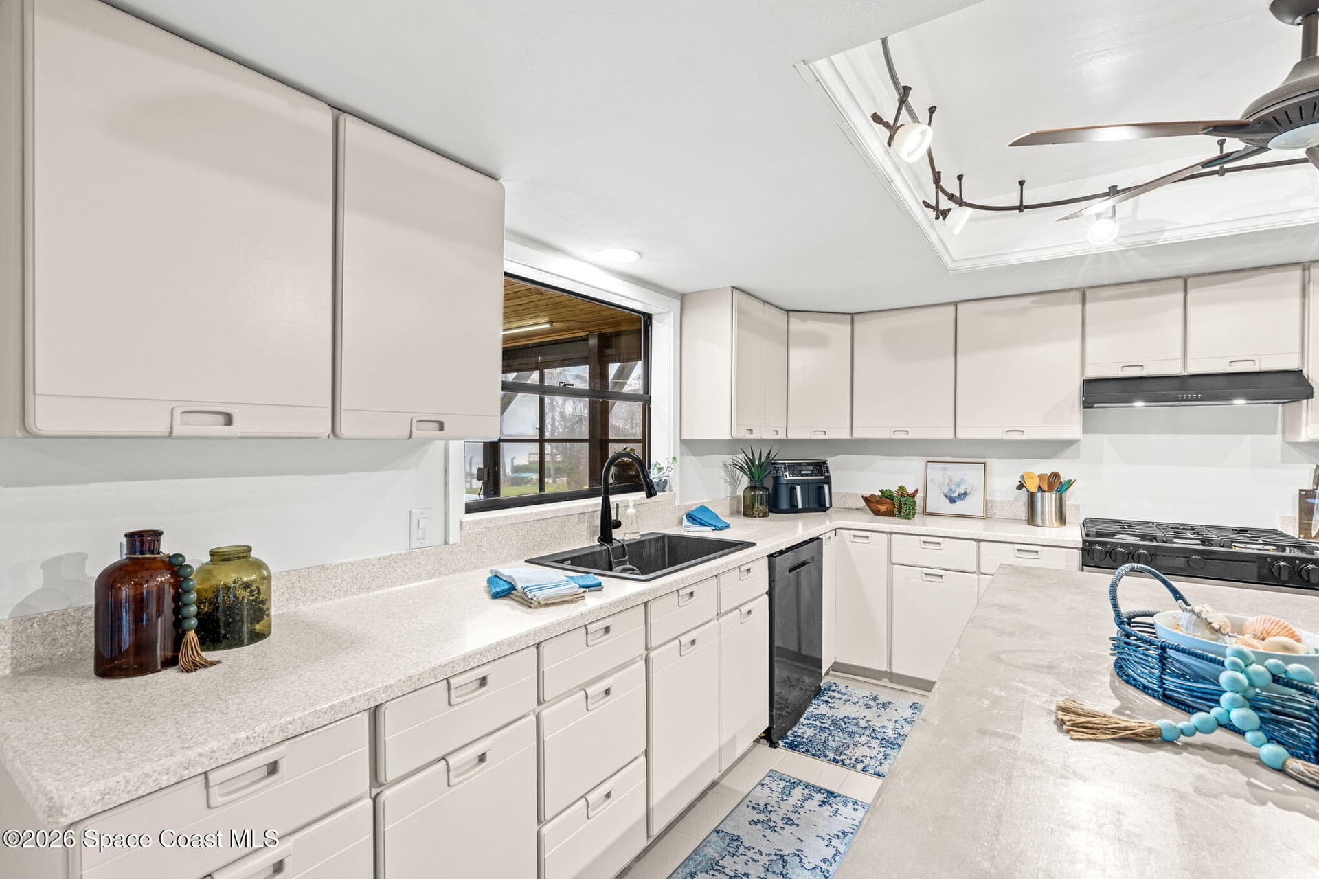 1225 Faulkingham Road photo 12