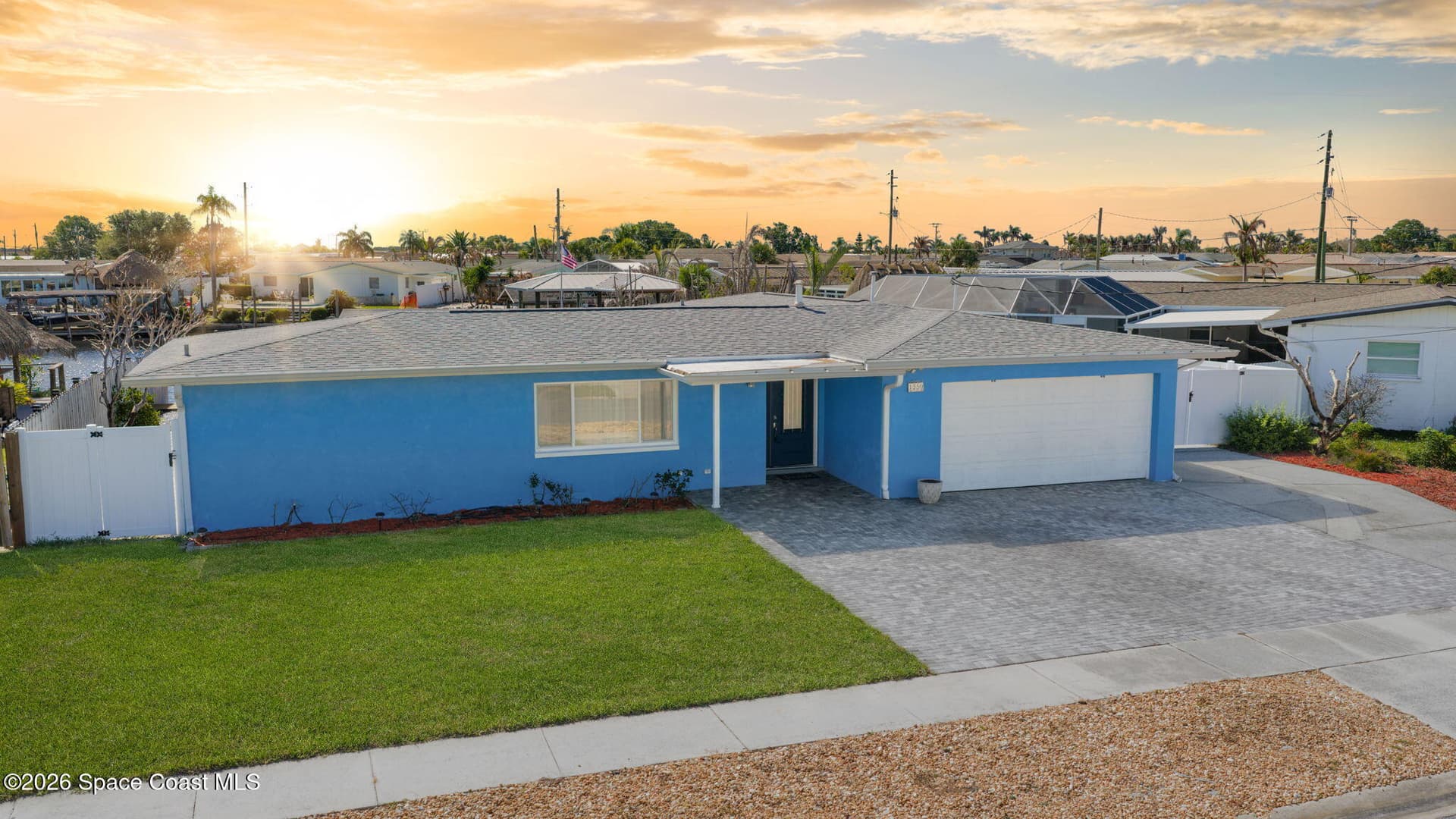 1550 Mars Street photo 2