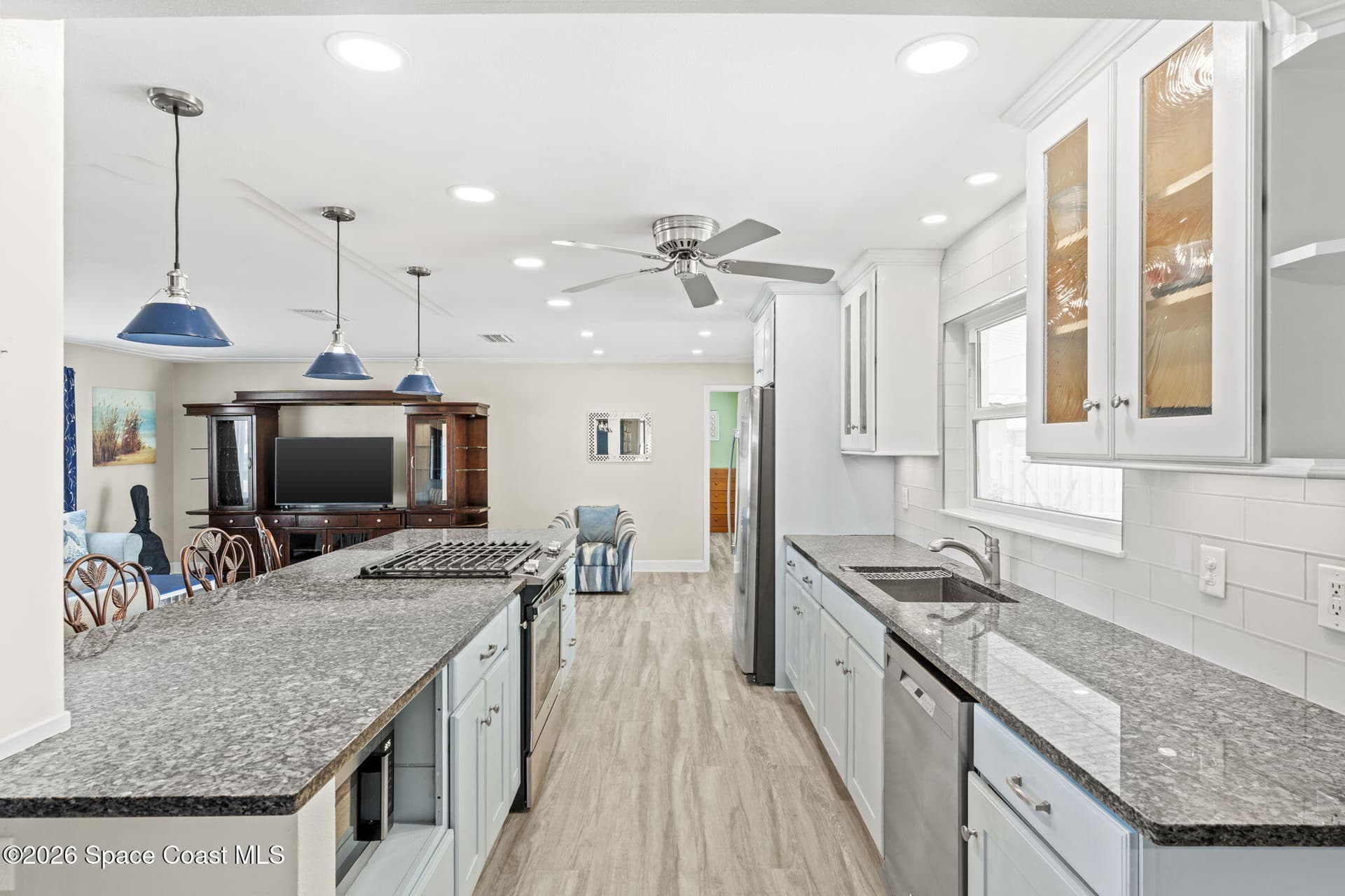 1550 Mars Street photo 16