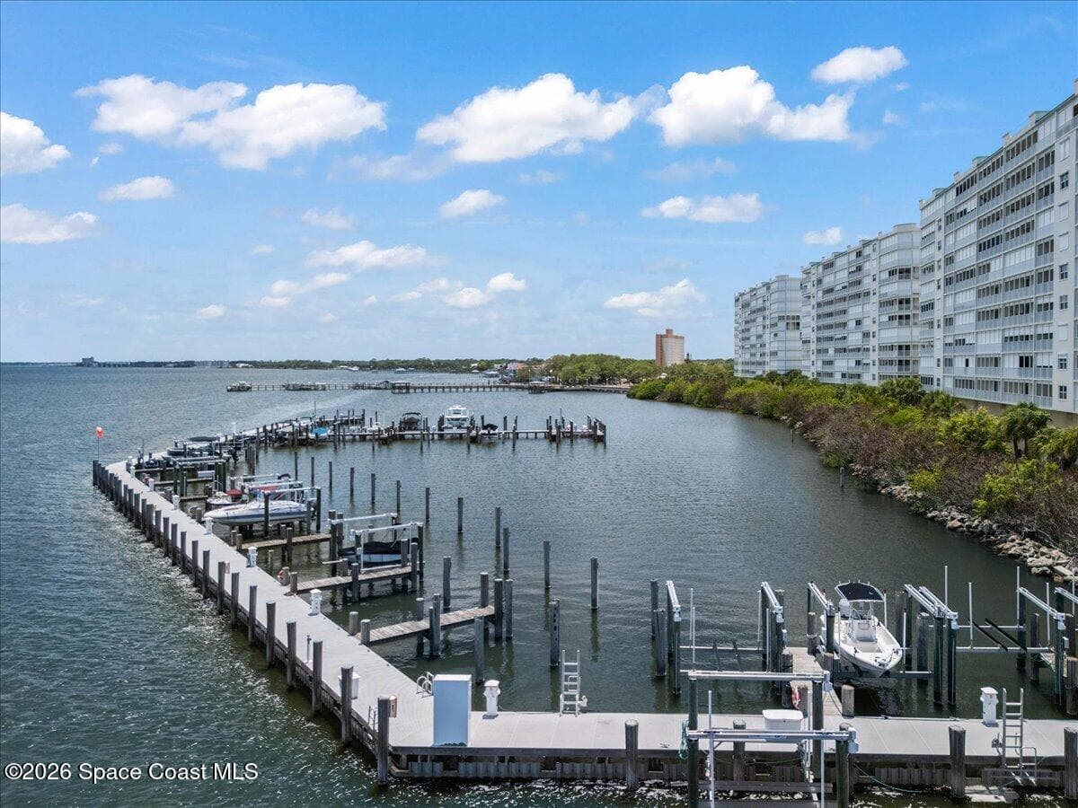 1 Indian River Avenue 201 photo 14