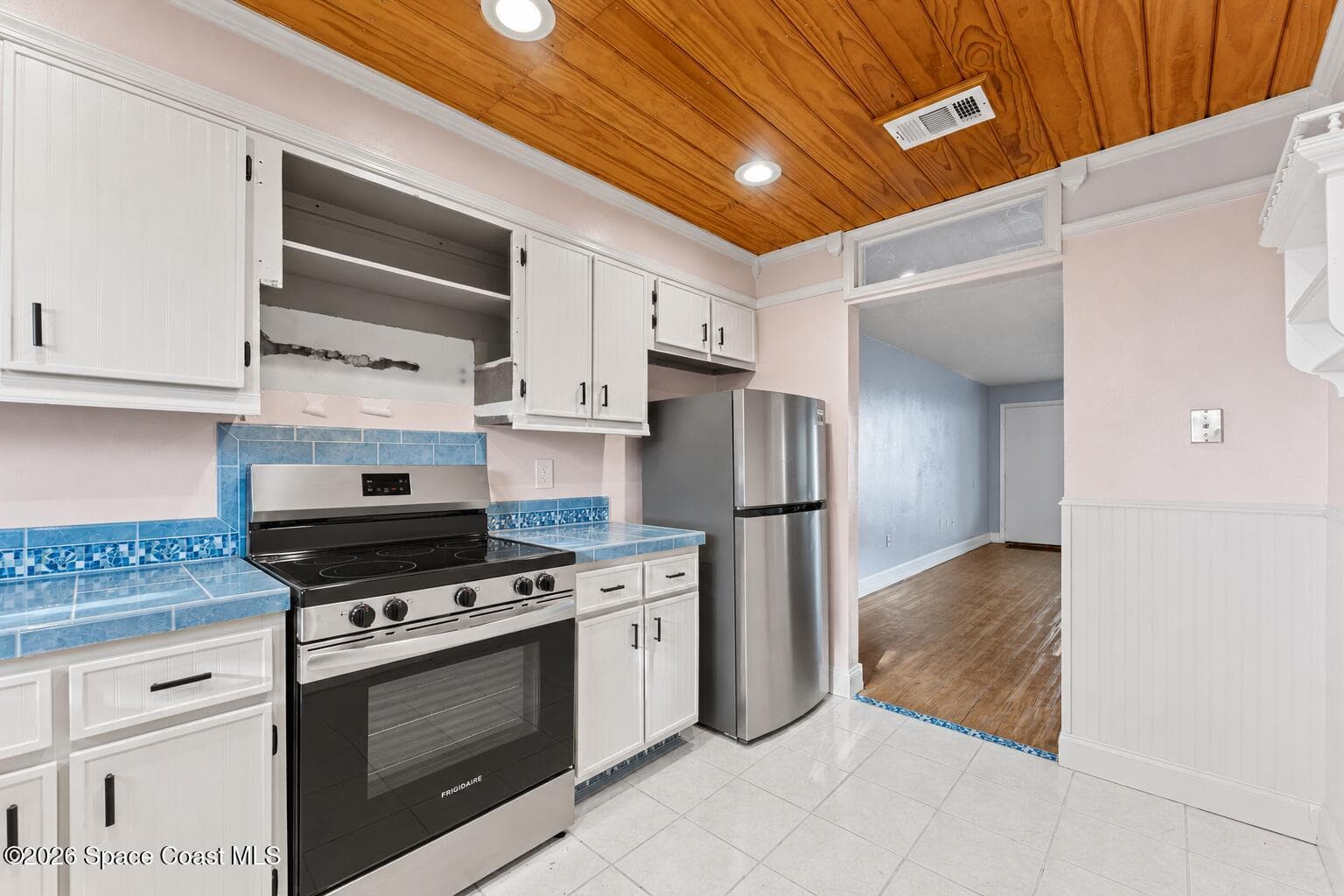 3100 S Atlantic Avenue 203 photo 11