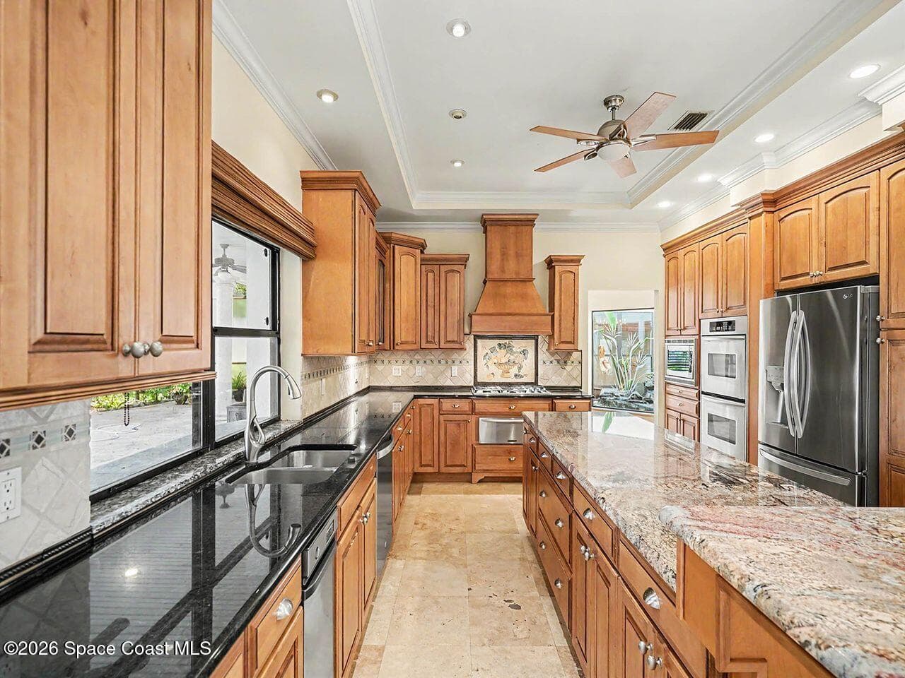 484 Lanternback Island Drive photo 13