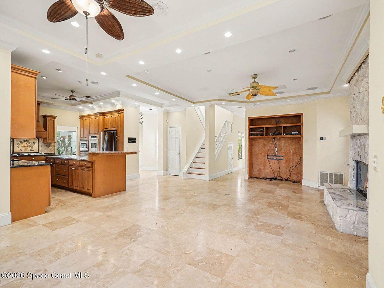 484 Lanternback Island Drive photo 14