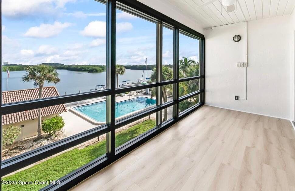 1611 Minutemen Causeway 306 photo 12