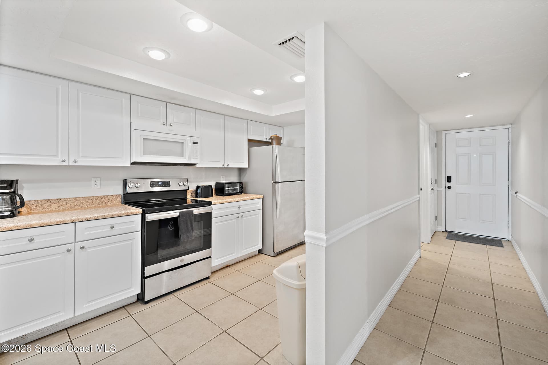 2055 Highway A1a 103 photo 4