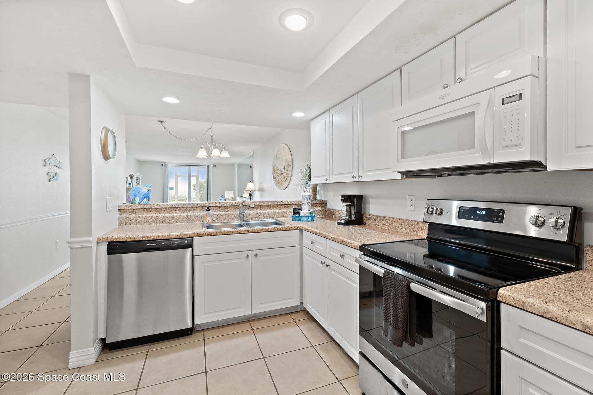 2055 Highway A1a 103 photo 6