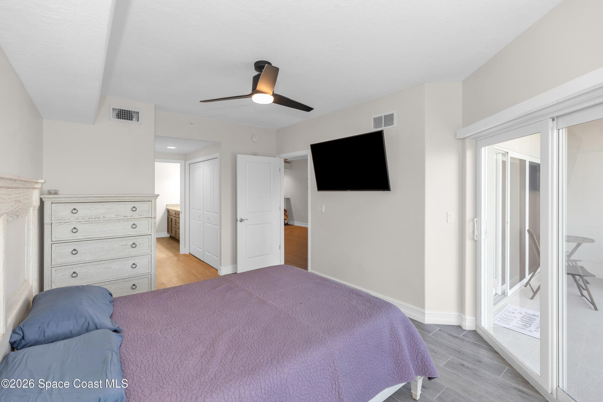 1805 Riverside Drive 506 photo 13