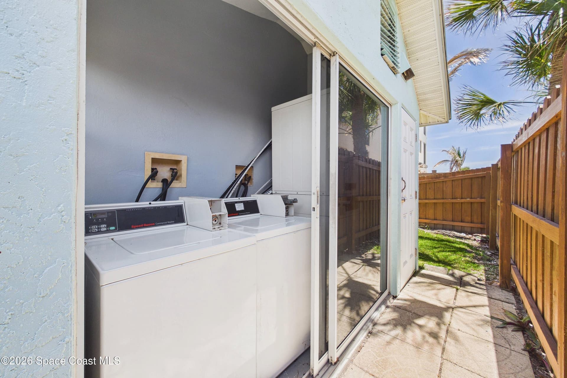 1011 S Miramar Avenue Unit 6 photo 23