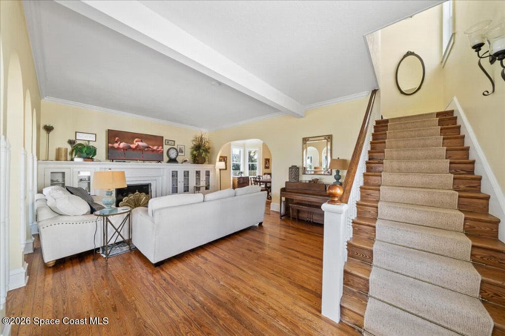 1110 Riverside Drive photo 7
