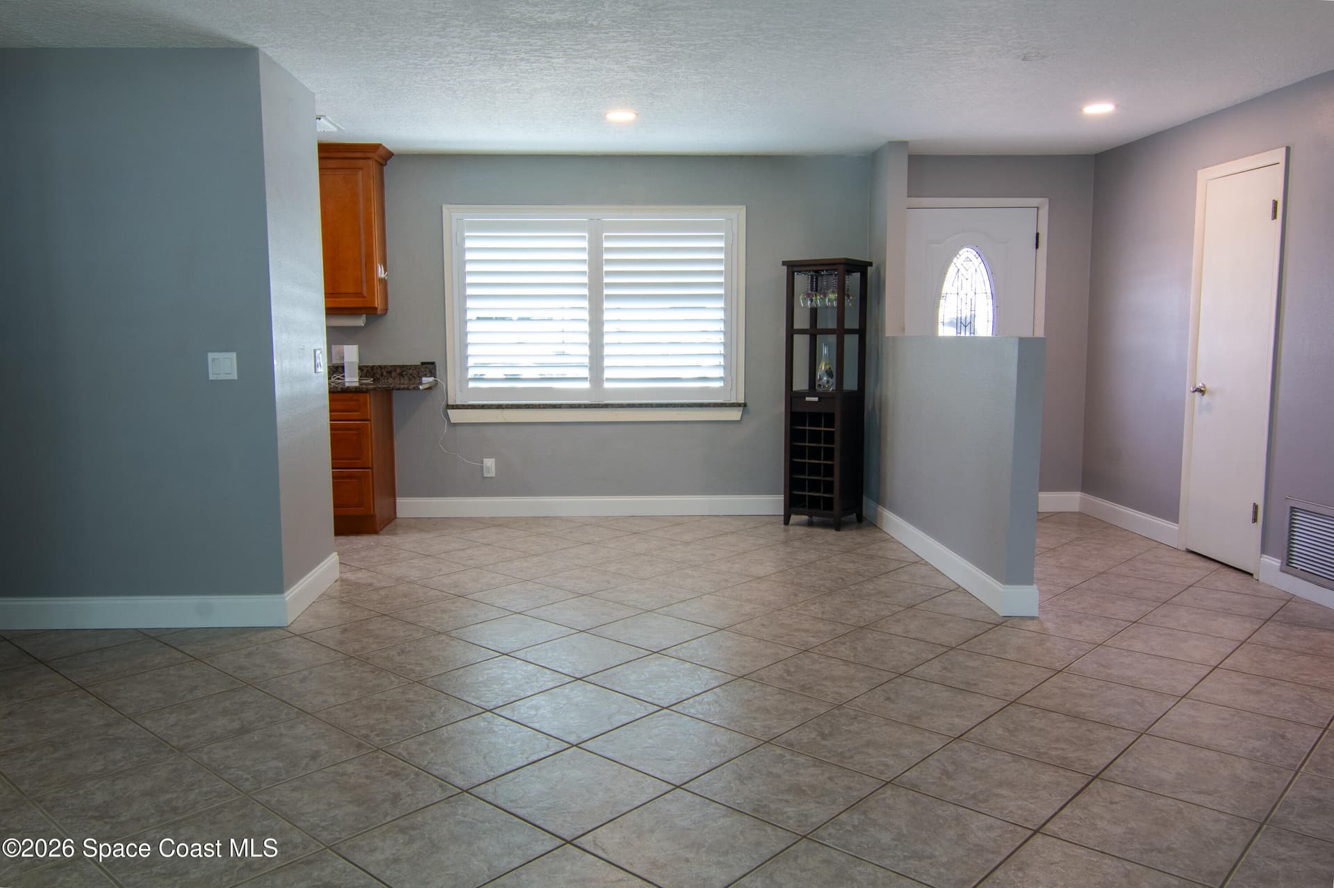 1592 Coral Street photo 4