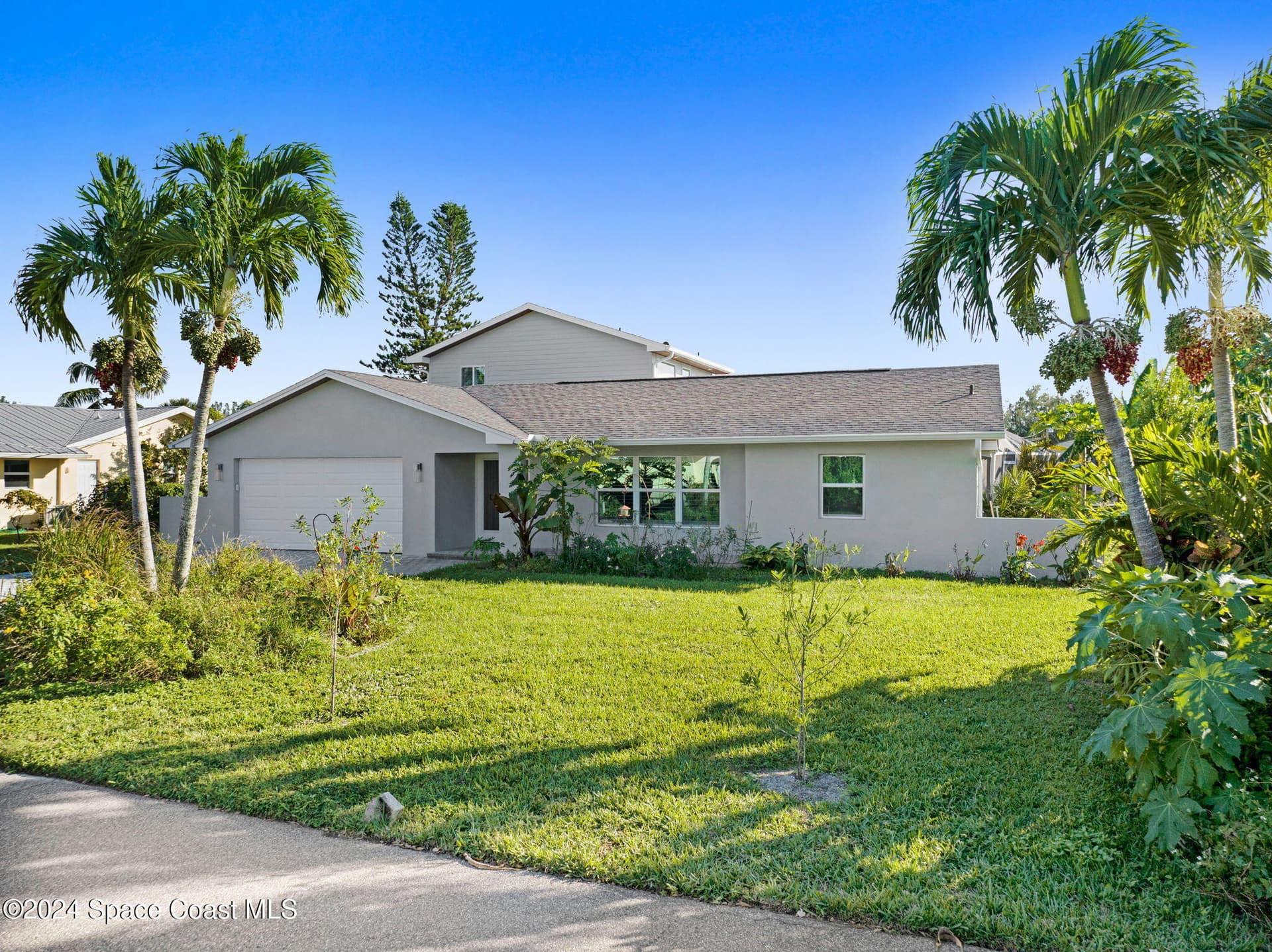379 Hiawatha Way photo 1