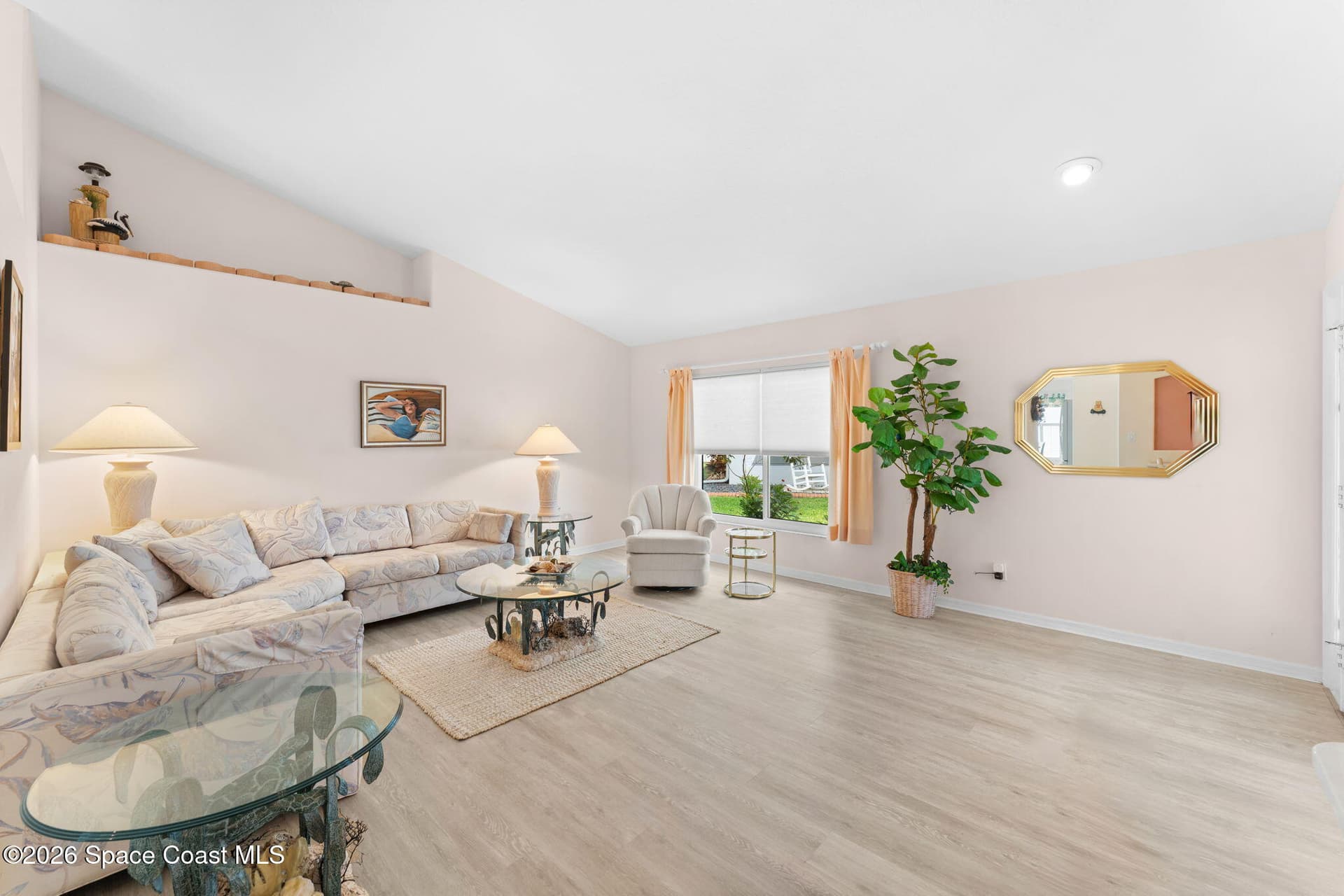 685 Naples Court photo 8
