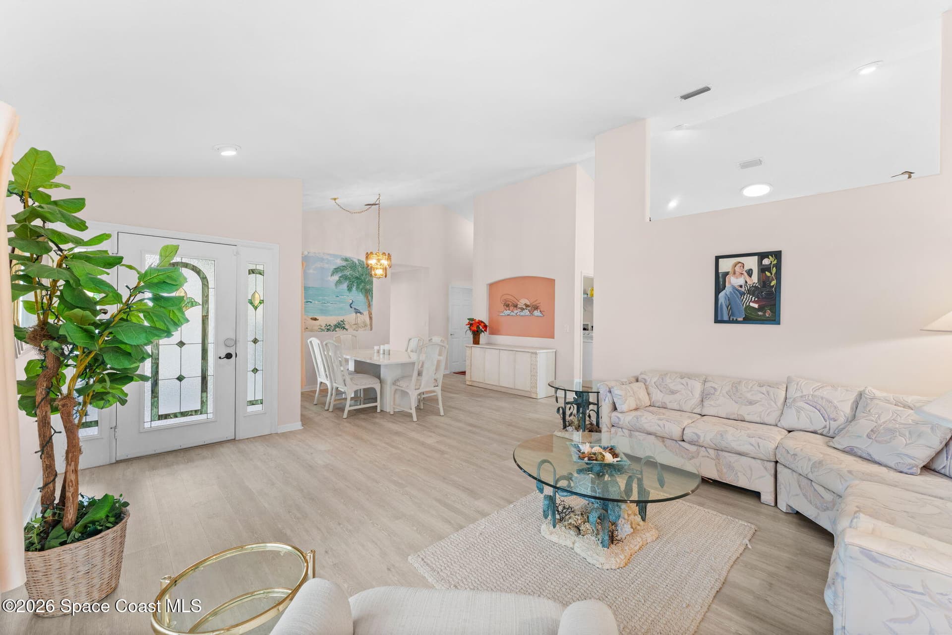 685 Naples Court photo 10