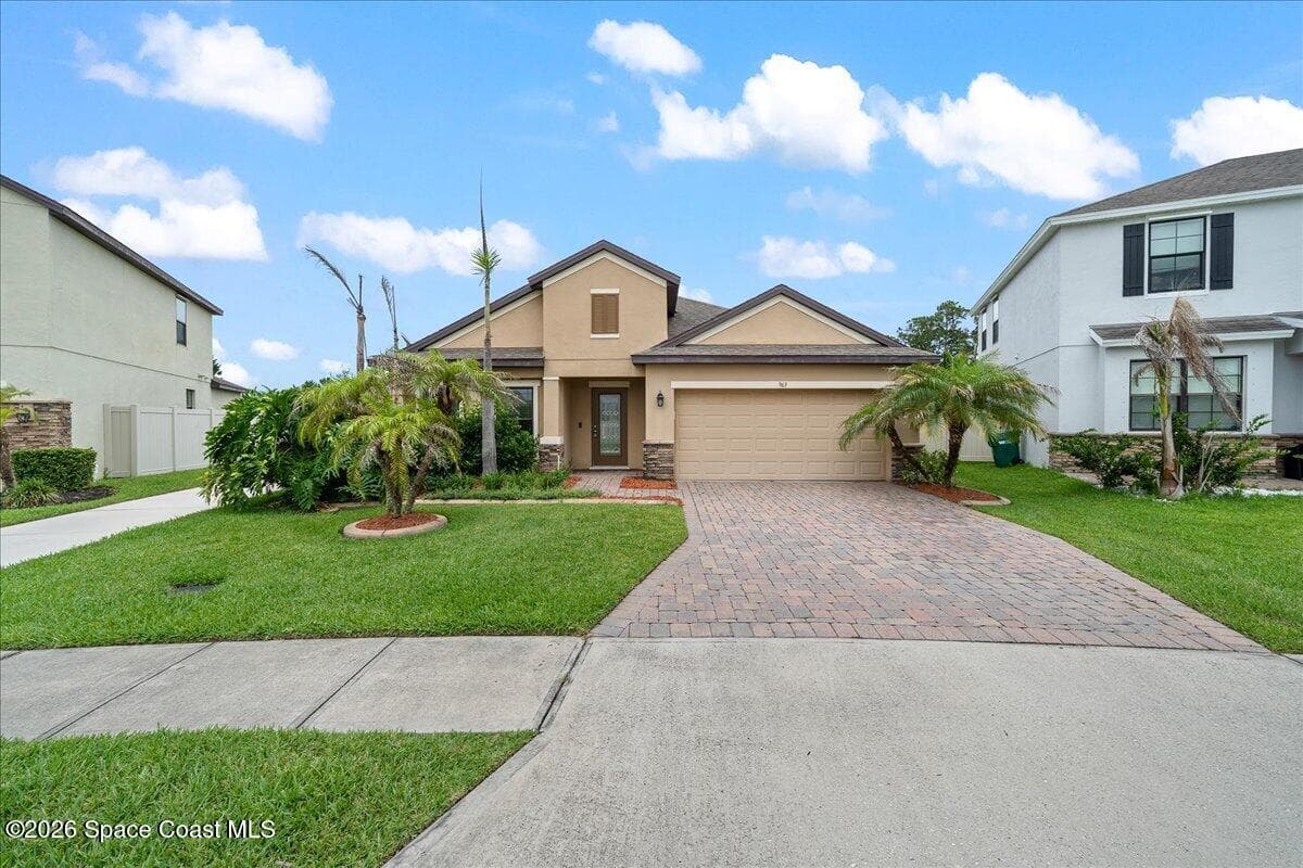963 Musgrass Circle photo 1