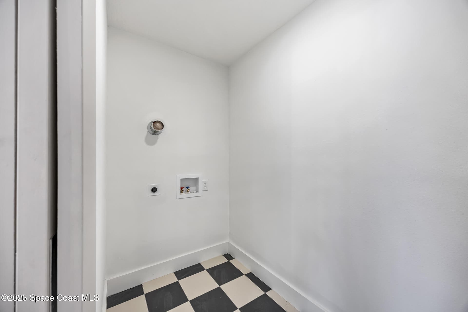 1500 S Harbor Drive photo 16