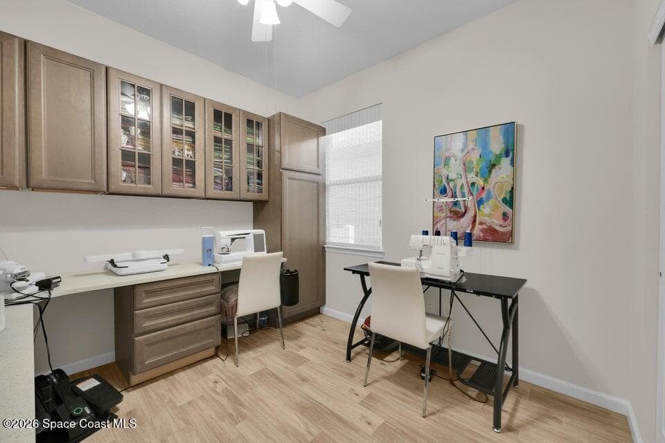 5040 Pendelton Square photo 20