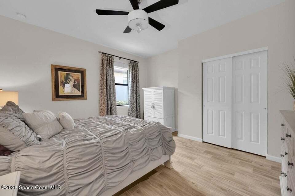 5040 Pendelton Square photo 19