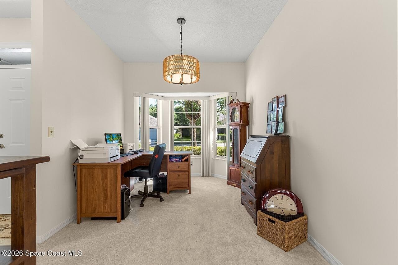 431 Tamarind Place photo 15