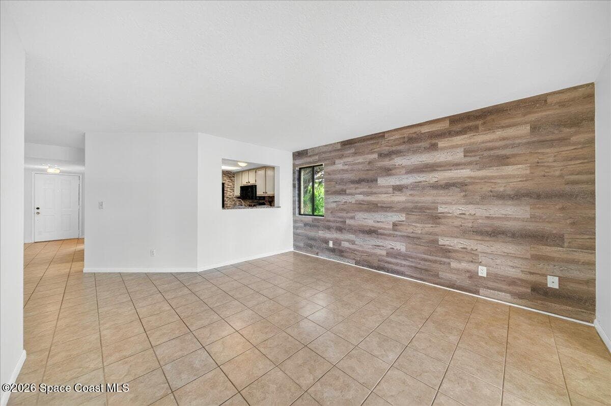 1480 Roosevelt Avenue 201 photo 9