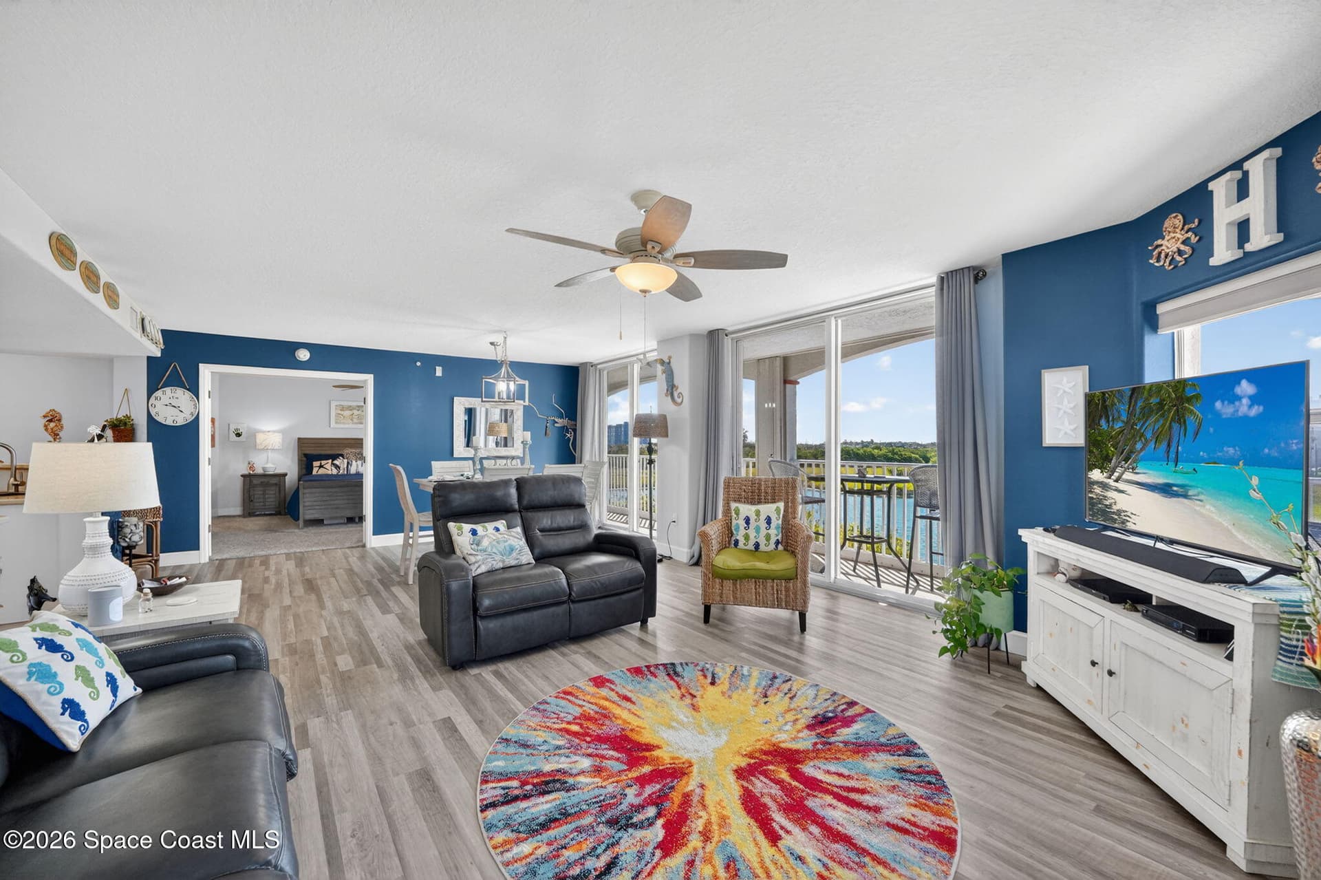 8903 Laguna Lane 301 photo 10