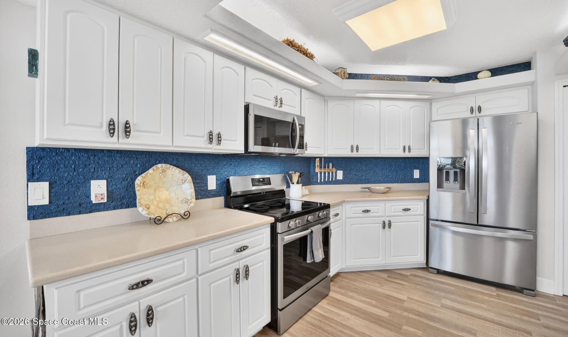 8903 Laguna Lane 301 photo 13