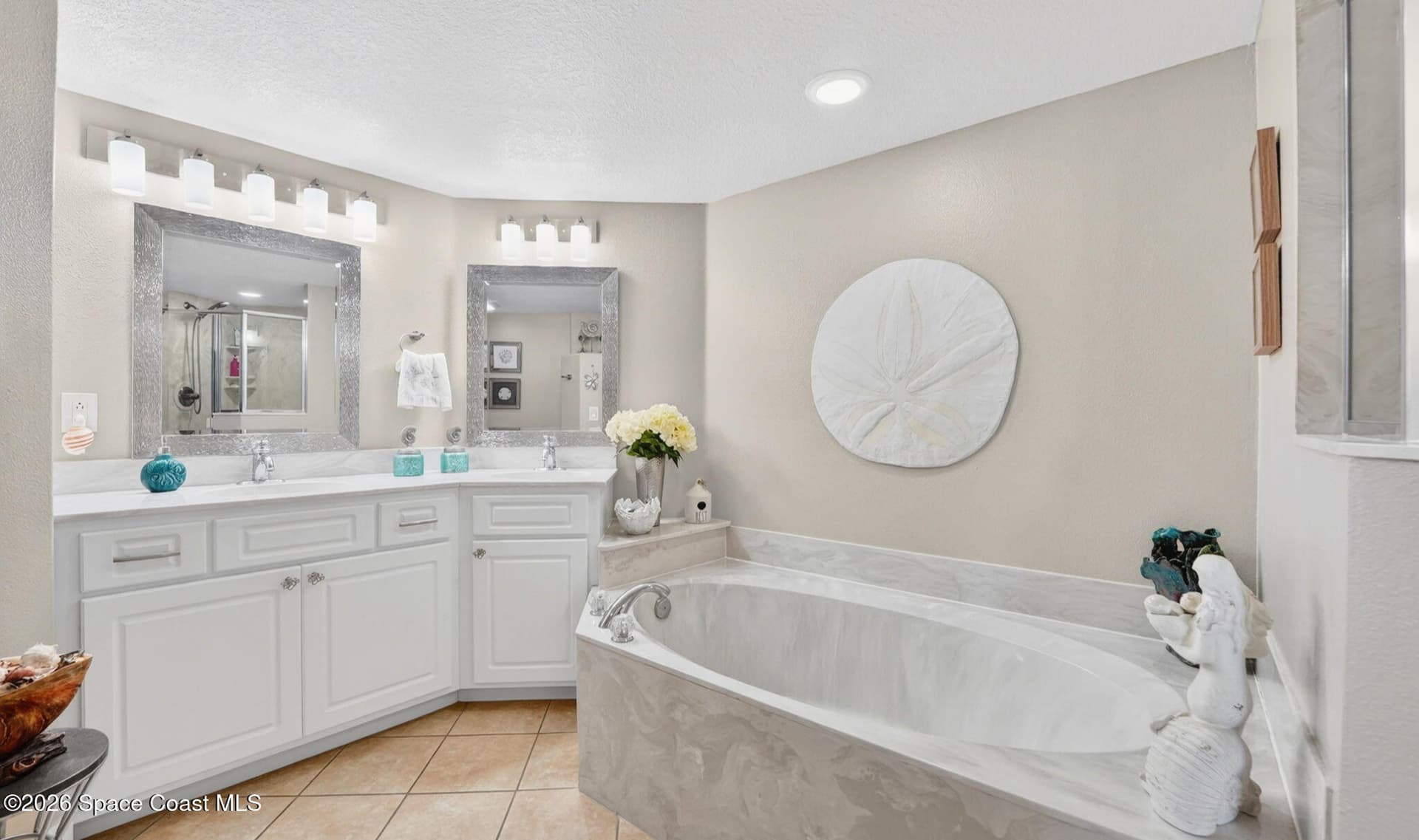 8903 Laguna Lane 301 photo 24
