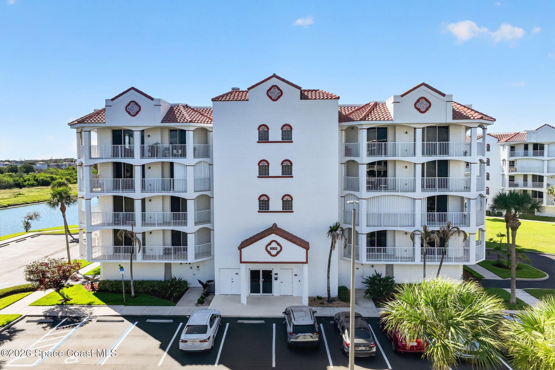 8903 Laguna Lane 301 photo 1