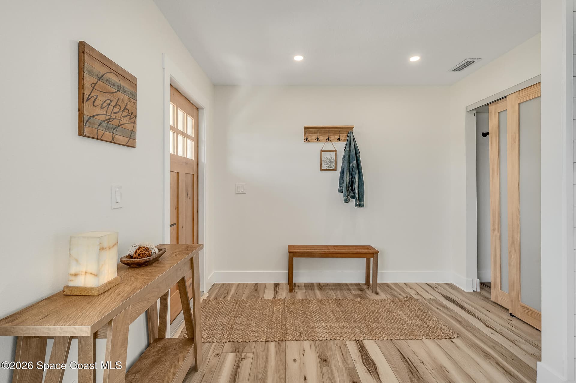390 Ursa Avenue photo 9