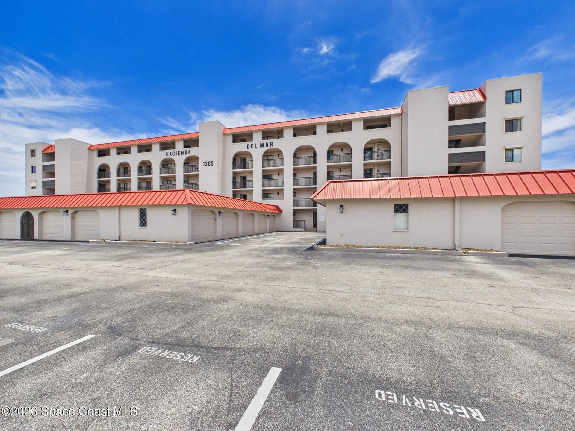 1305 S Atlantic Avenue 370 photo 2