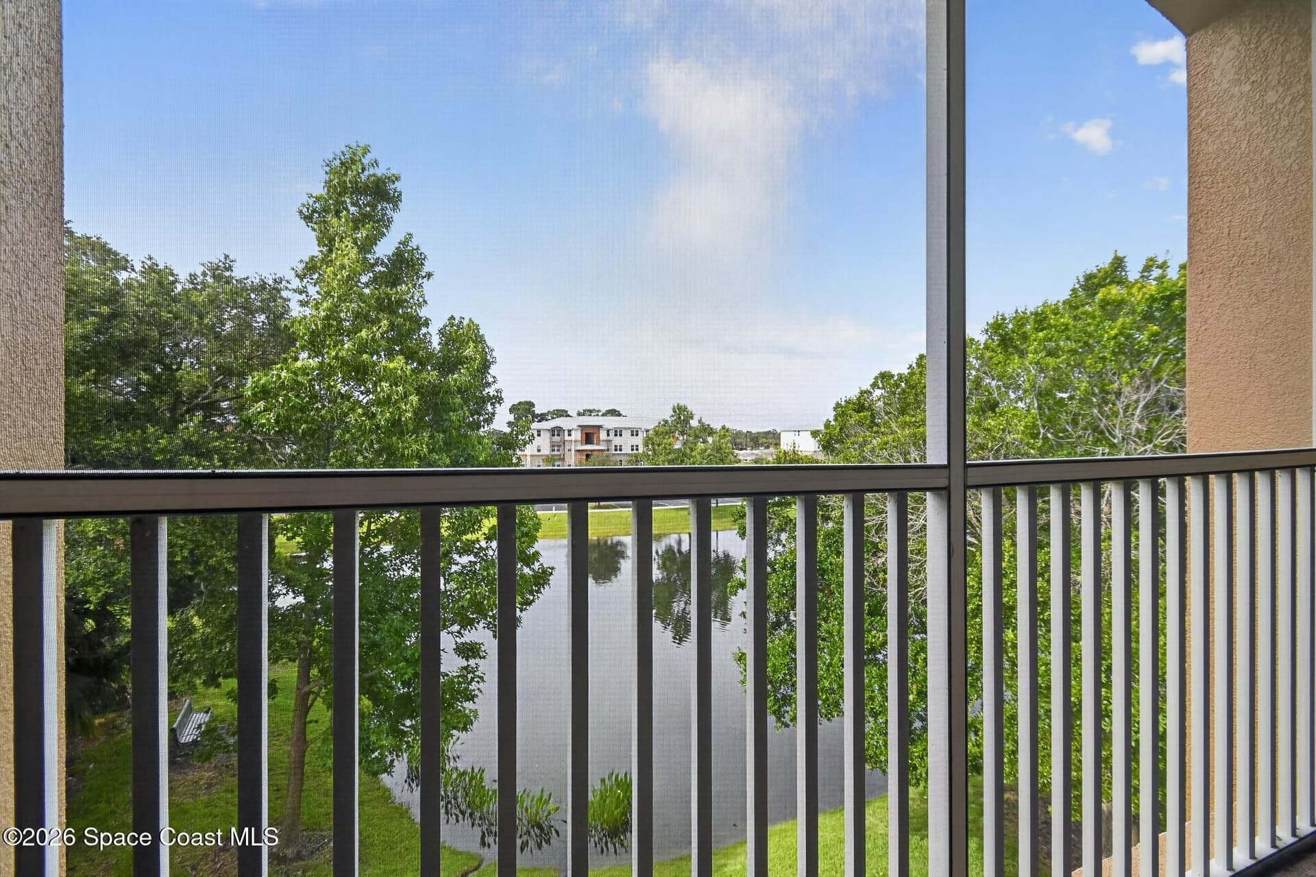 1626 Peregrine Circle 303 photo 2