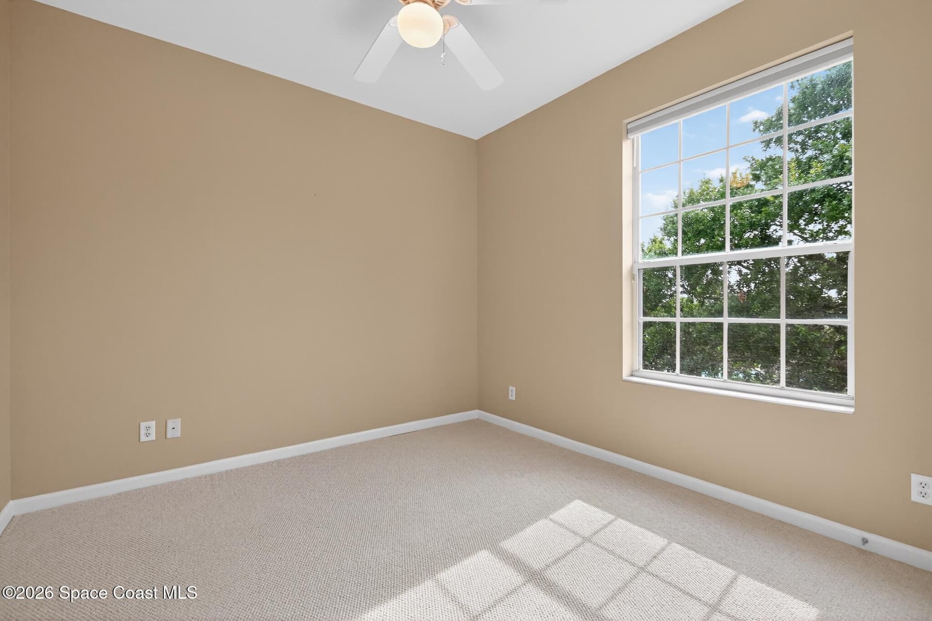 1626 Peregrine Circle 303 photo 18