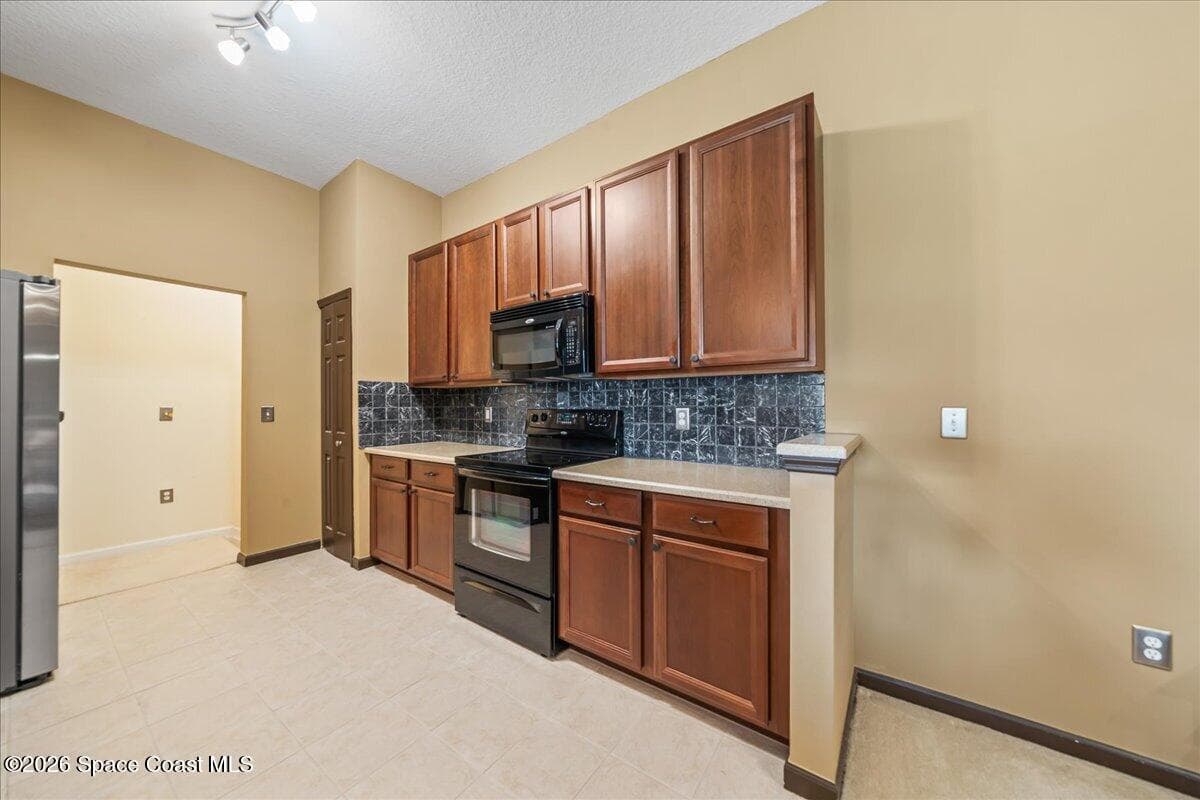 4066 Meander Place 206 photo 9
