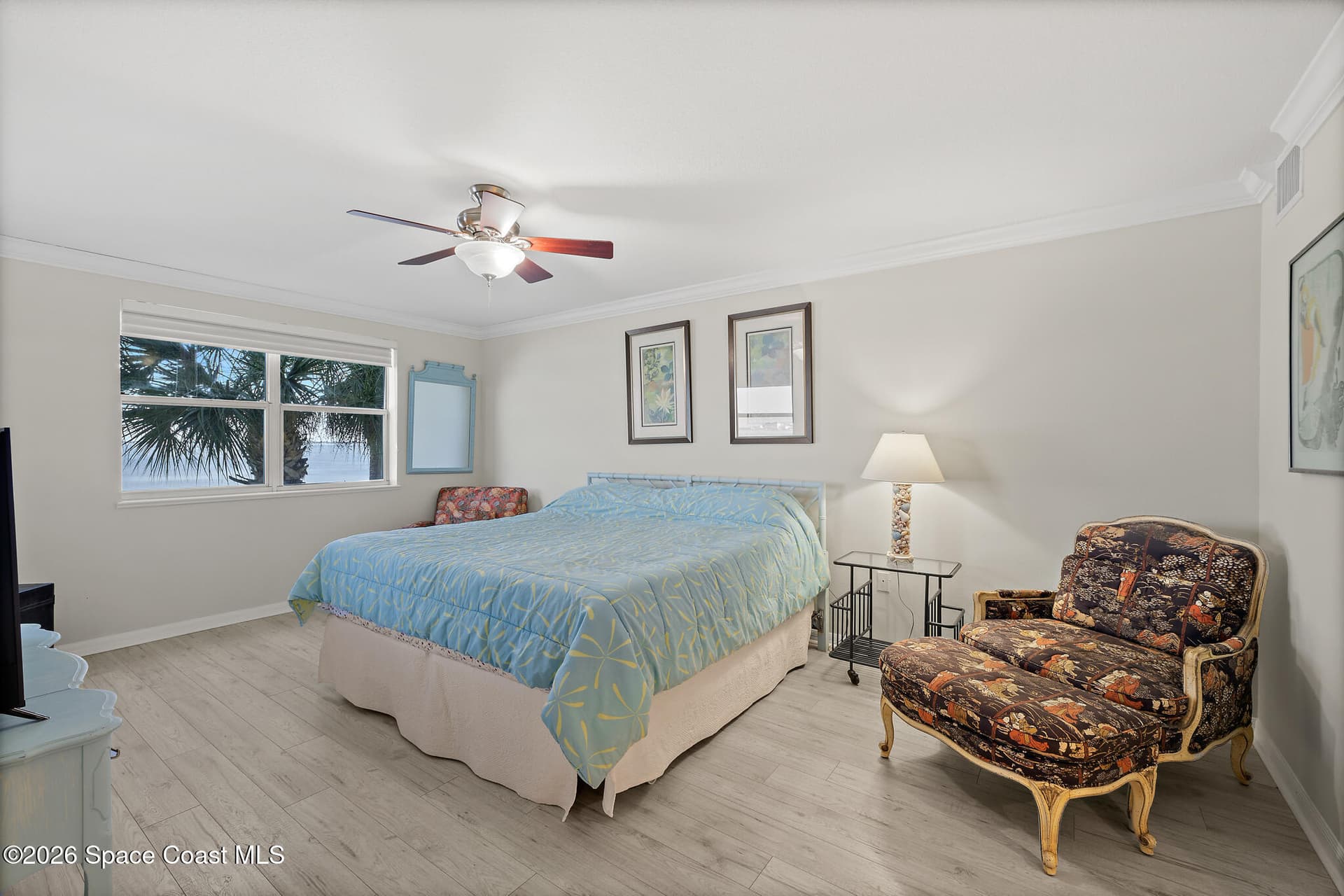 7028 Sevilla Court 202 photo 24