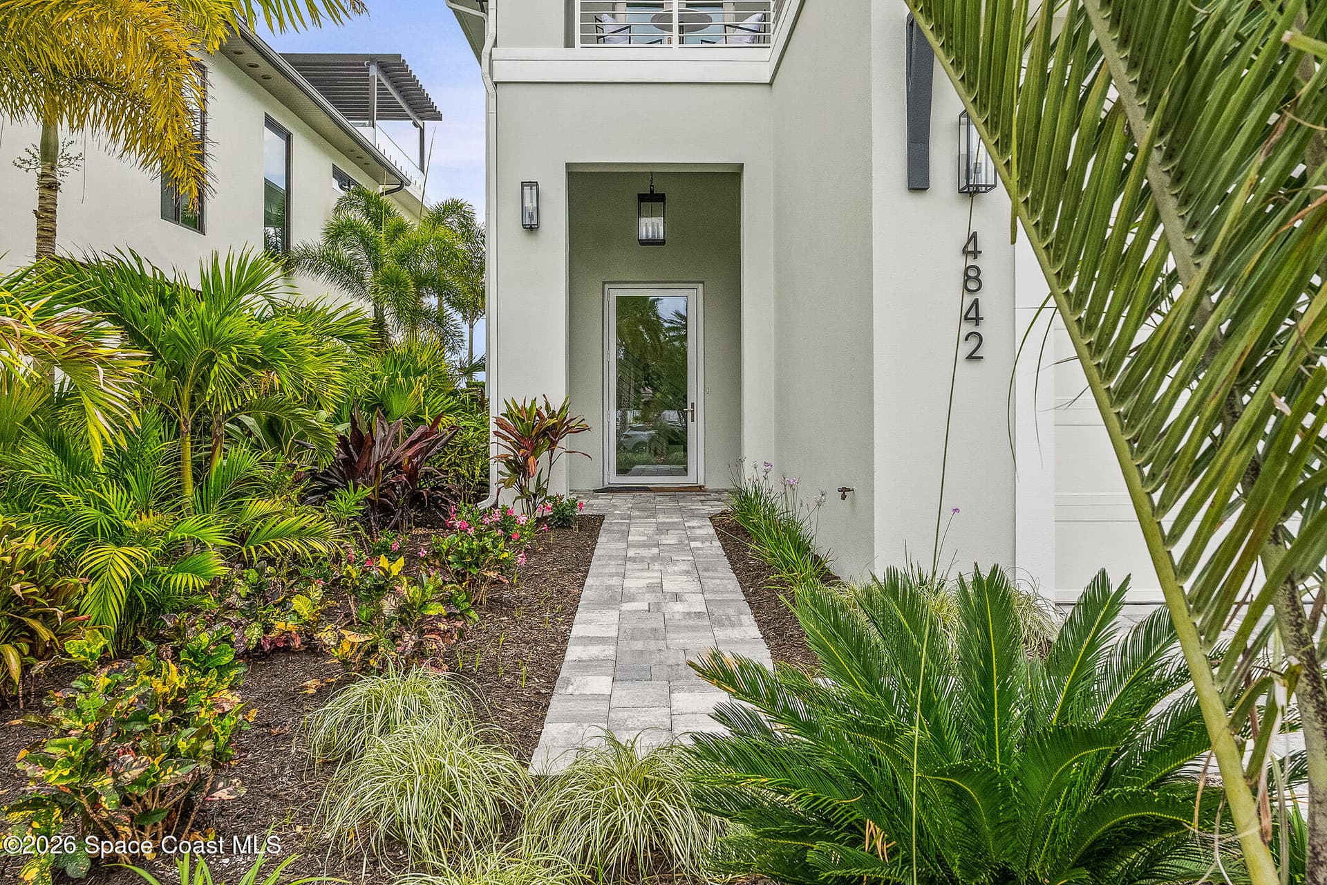 4842 S Harbor Drive photo 3