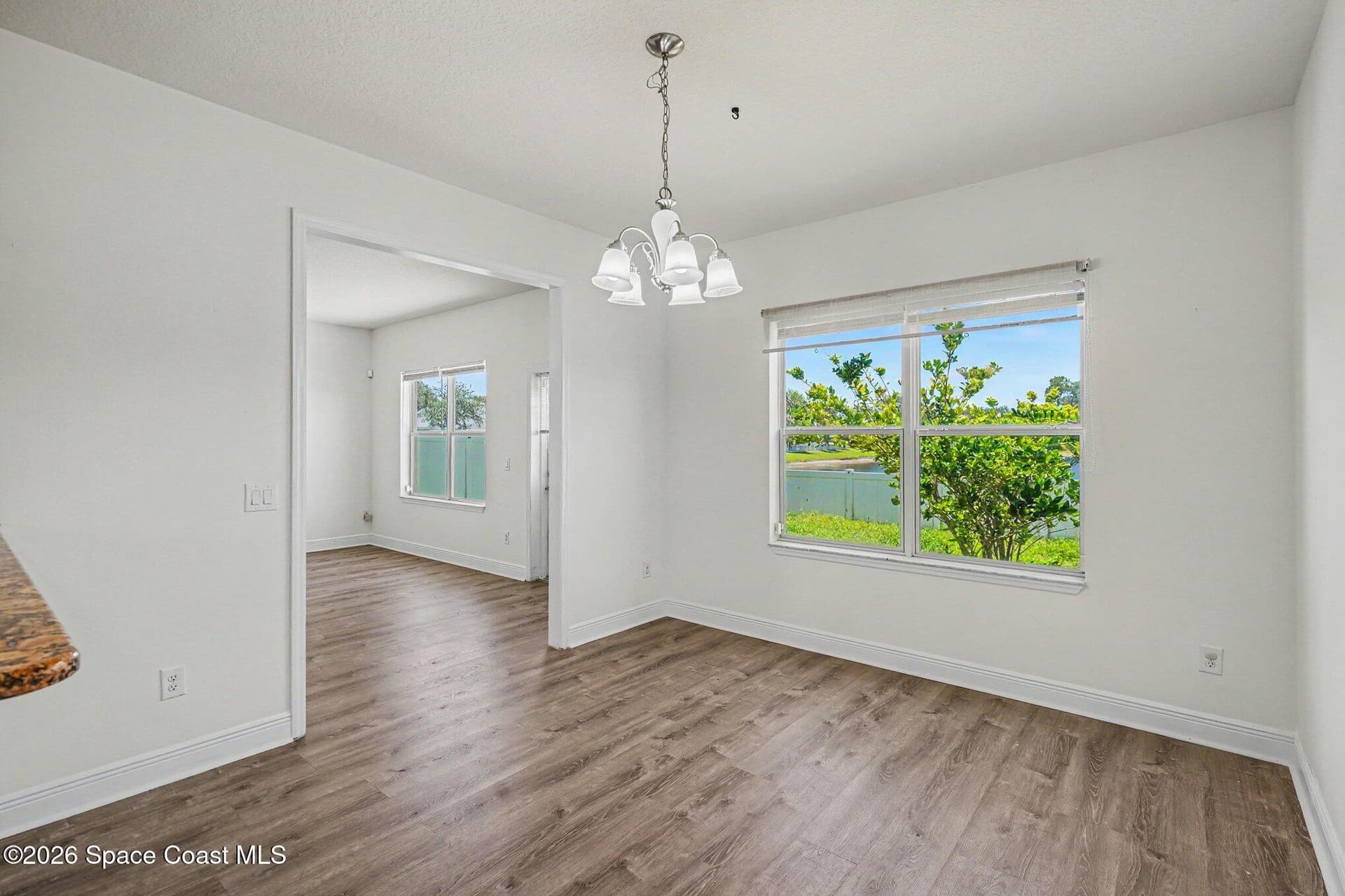 1497 Alaqua Way photo 8