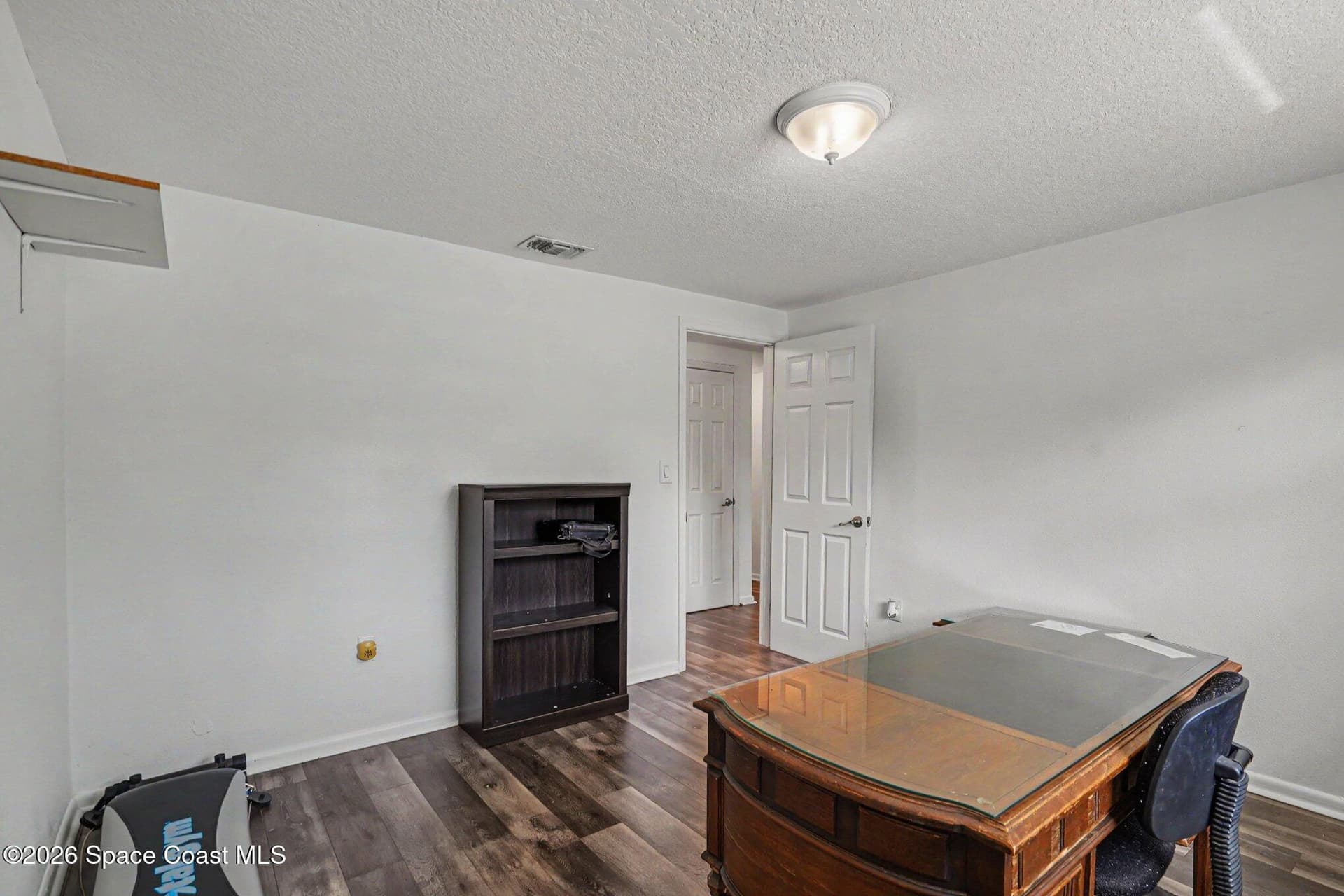 427 Lynn Avenue photo 23