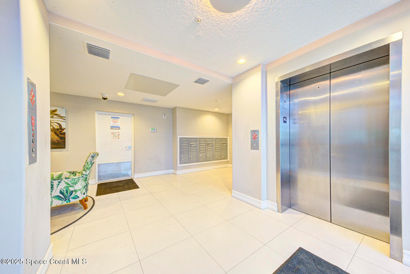 1805 Riverside Drive 504 photo 5