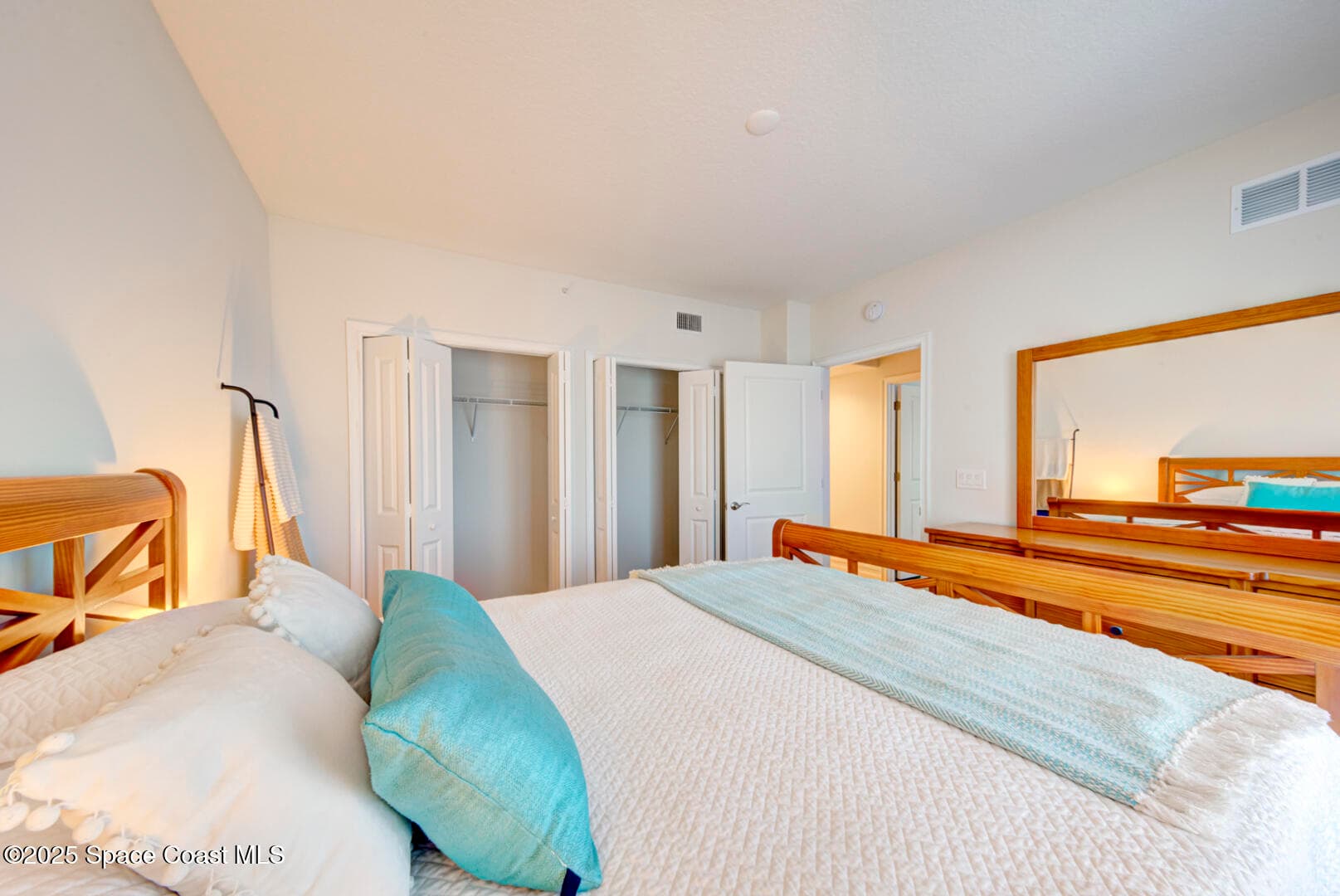 1805 Riverside Drive 504 photo 19