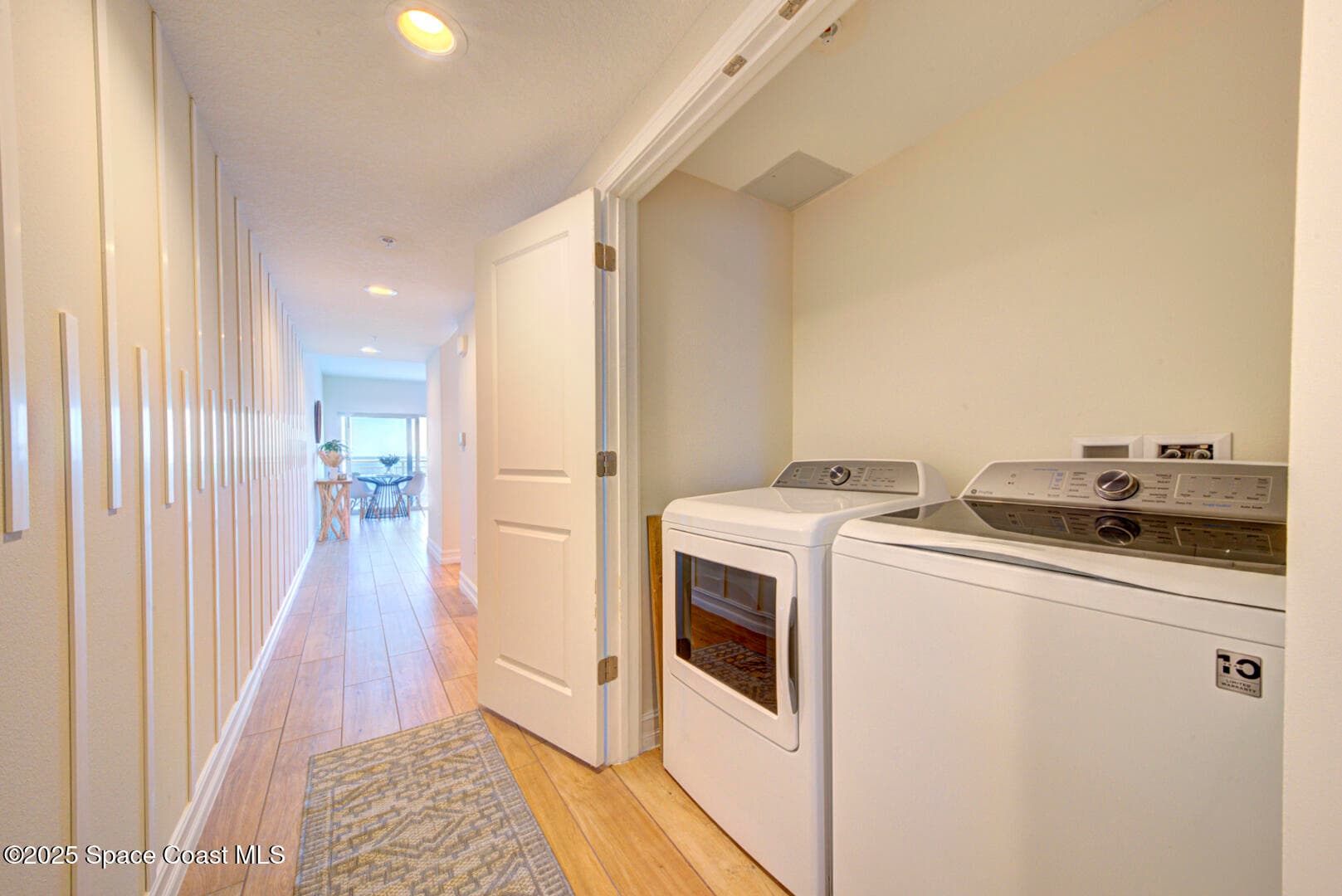 1805 Riverside Drive 504 photo 21